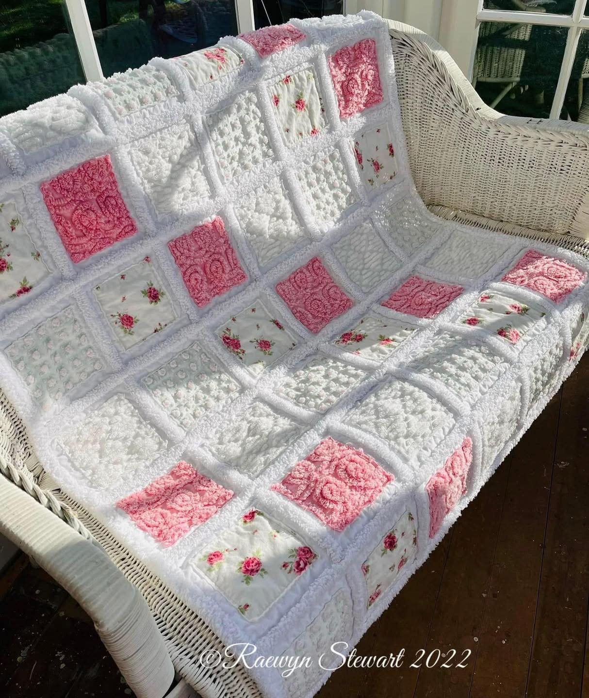The Chenille... - Rag Quilt Tutorials with Raewyn Stewart | Facebook