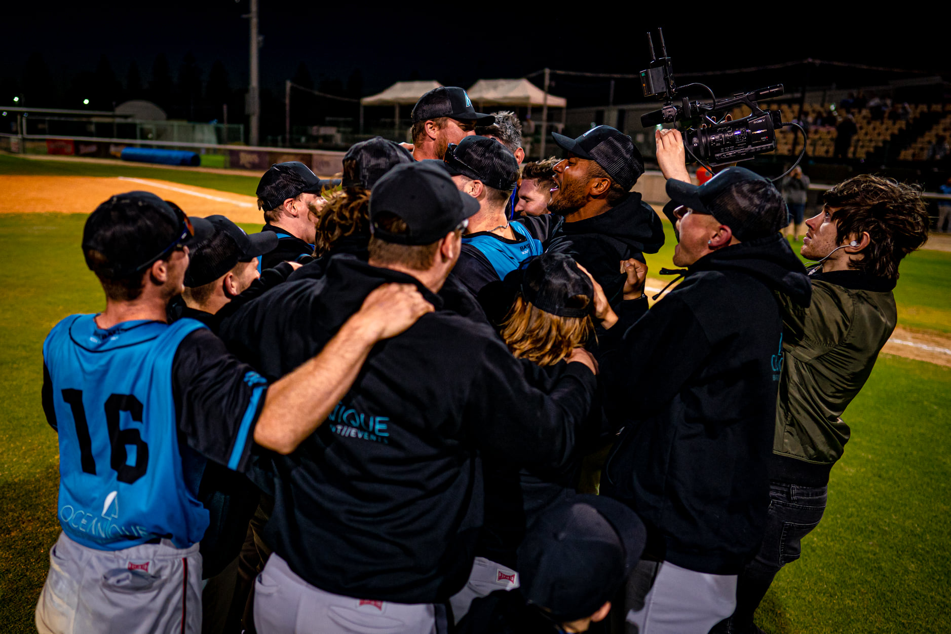 Super League Baseball -... - Super League Baseball - Adelaide