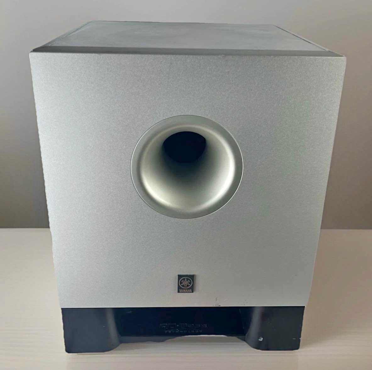 Yamaha YST-SW011 8