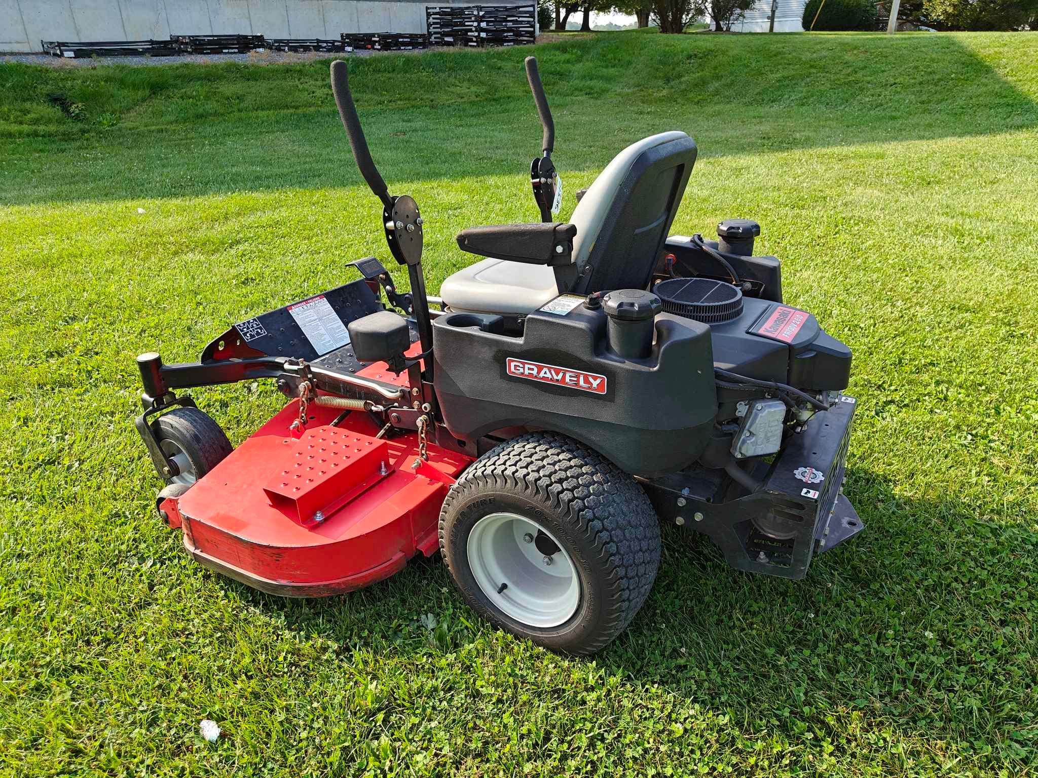 Used Gravely ZT 60HD Zero-Turn for Sale! - Lawn Mowers - Marion ...