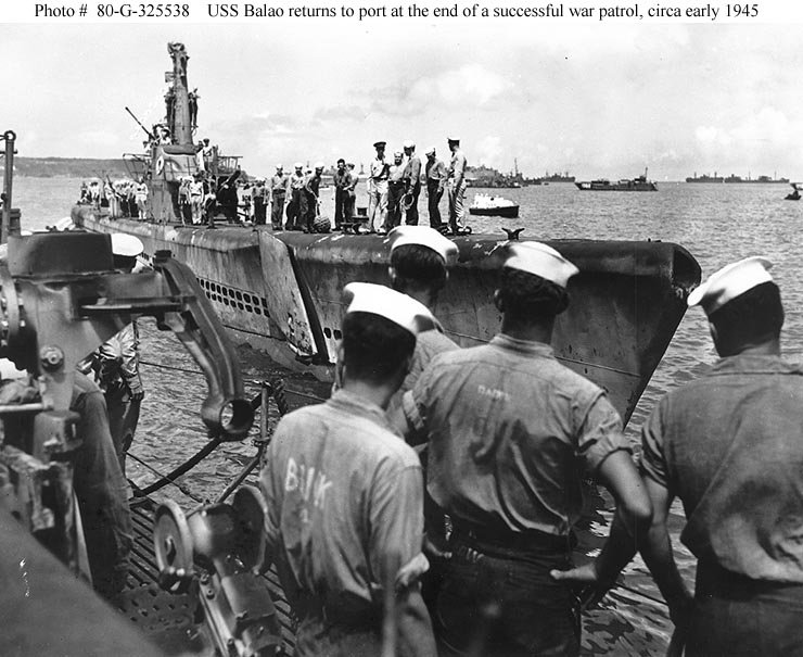 29 July 1944 - USS Balao (SS 285) shells and sinks Japanese ...