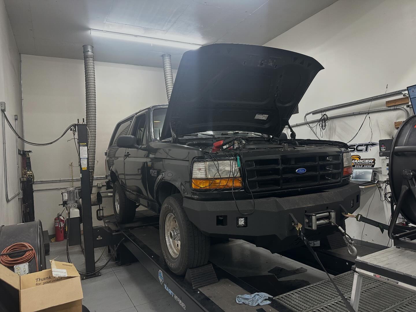 East - 94 bronco in with a 408 stroker and a Holley terminator to tie ...