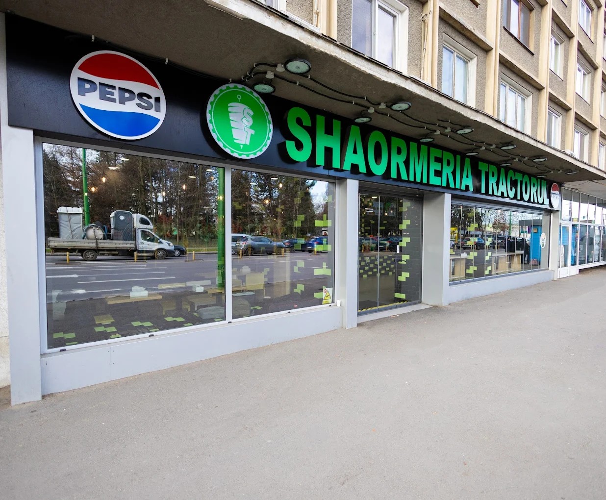 shaormeria-tractorul-brasov