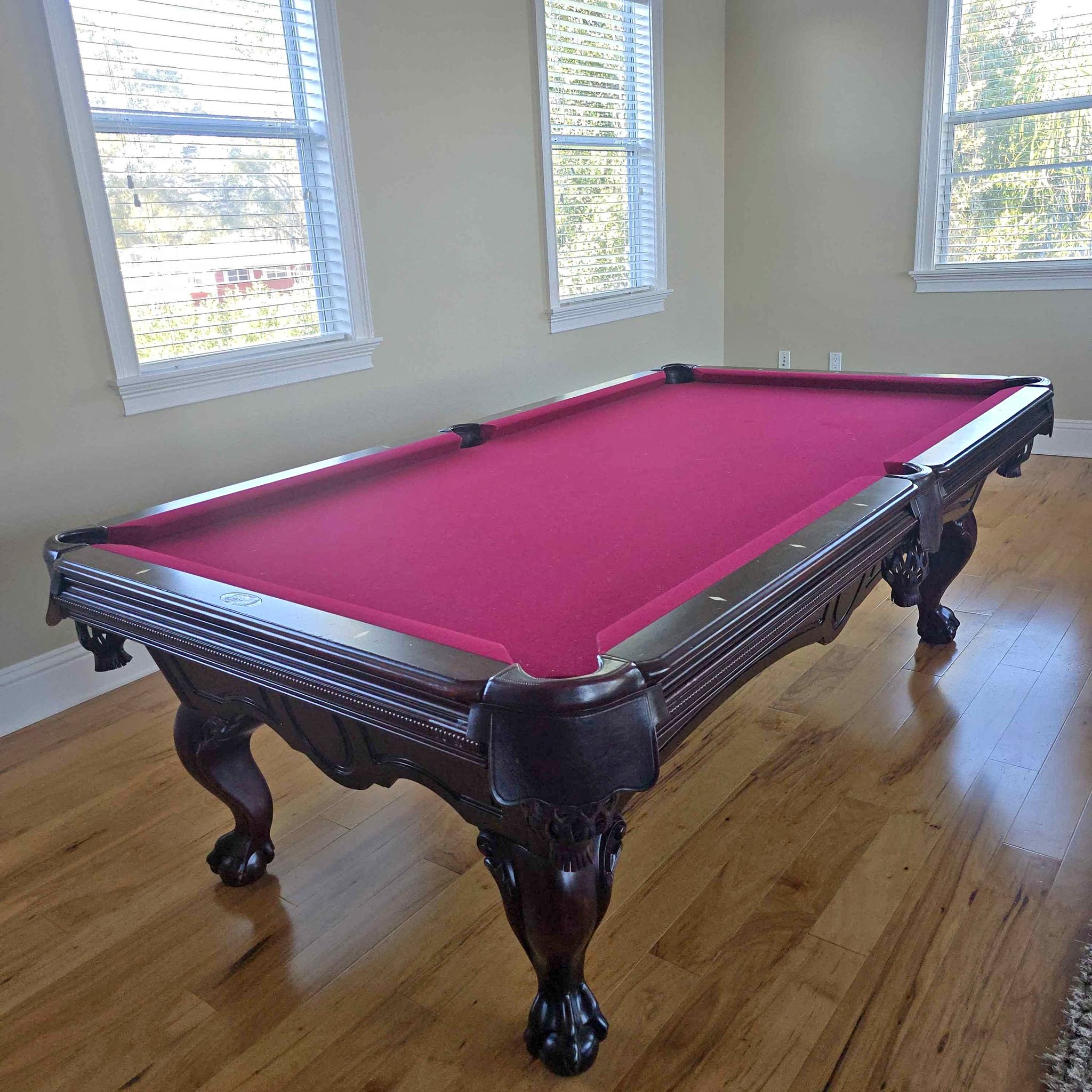 AMF Limited 8 ft Pool Table with Balls, Cues, Rack - Billiard Tables ...