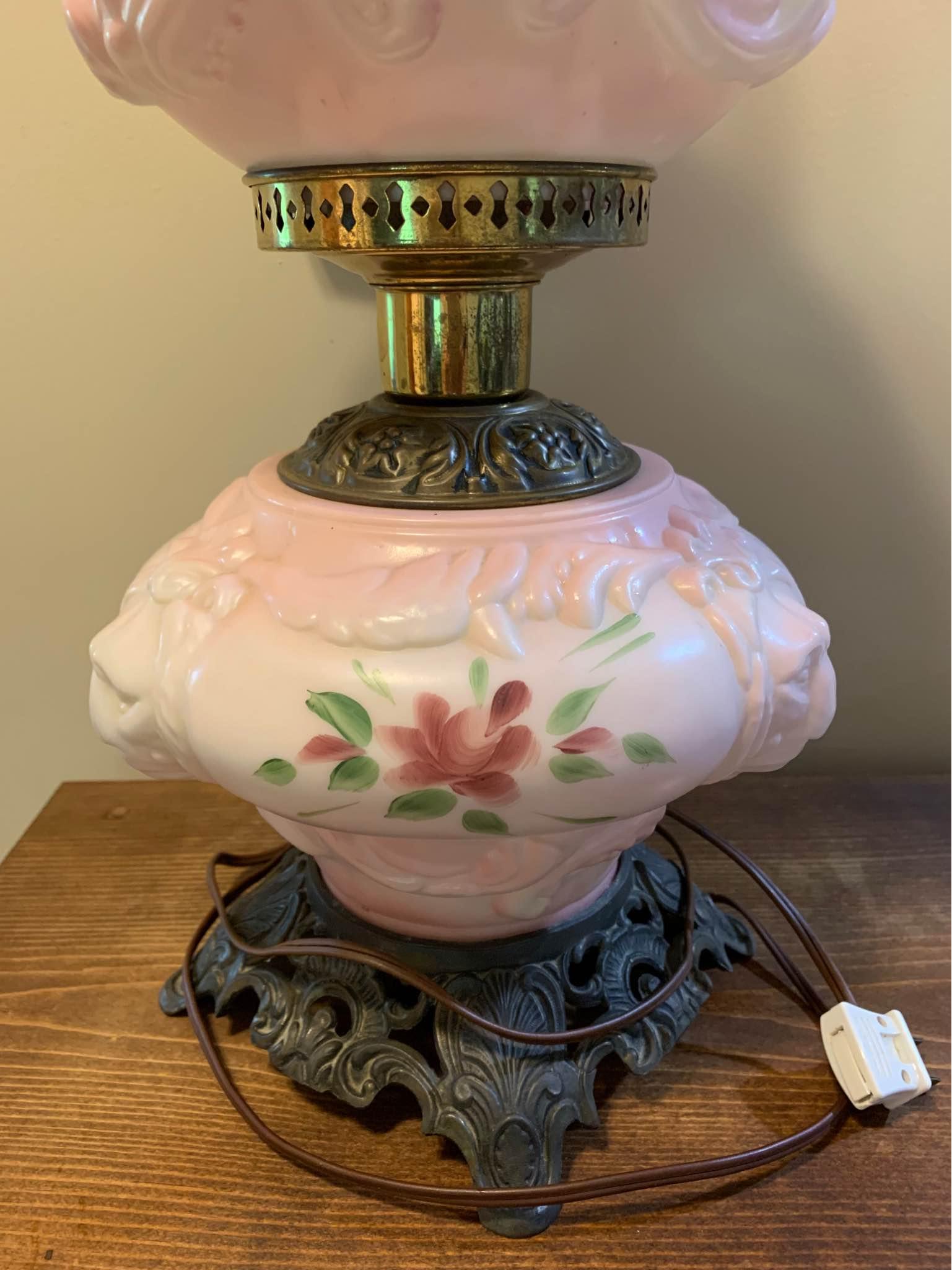 Vintage Lamp With Embossed Lion Heads Table Lamps Bowling Green