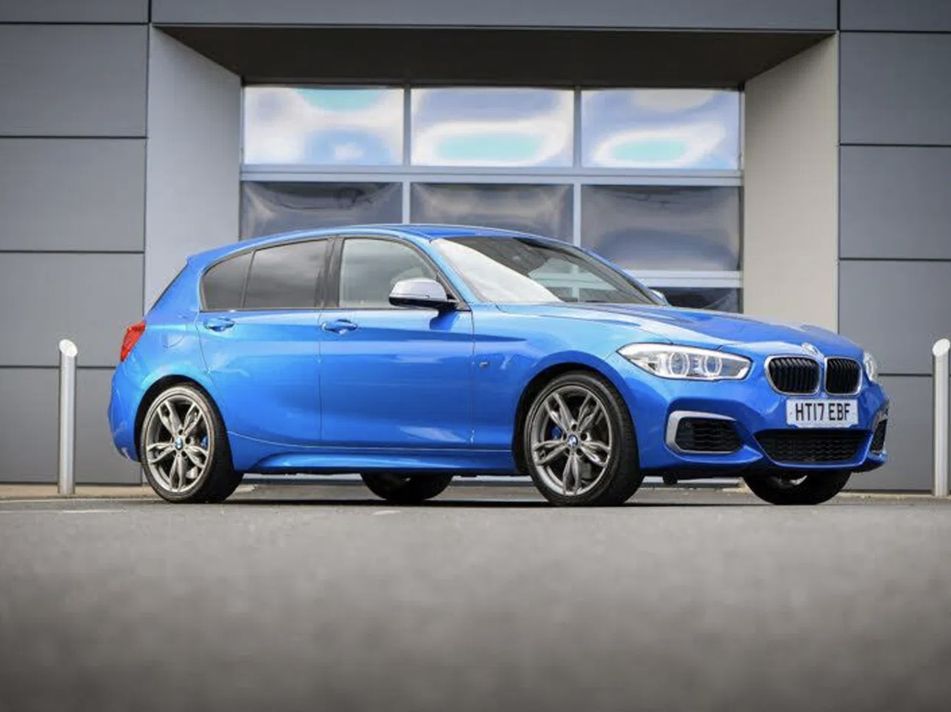 Six of the best hot hatches for £20k and under. Go on, which one