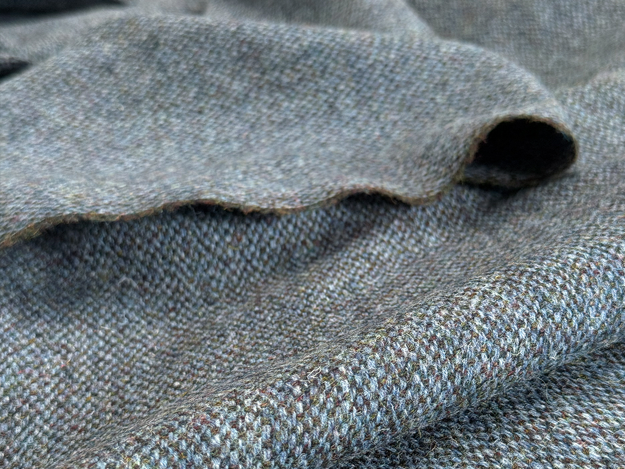 Harris Tweed by Kenneth Mackenzie Ltd