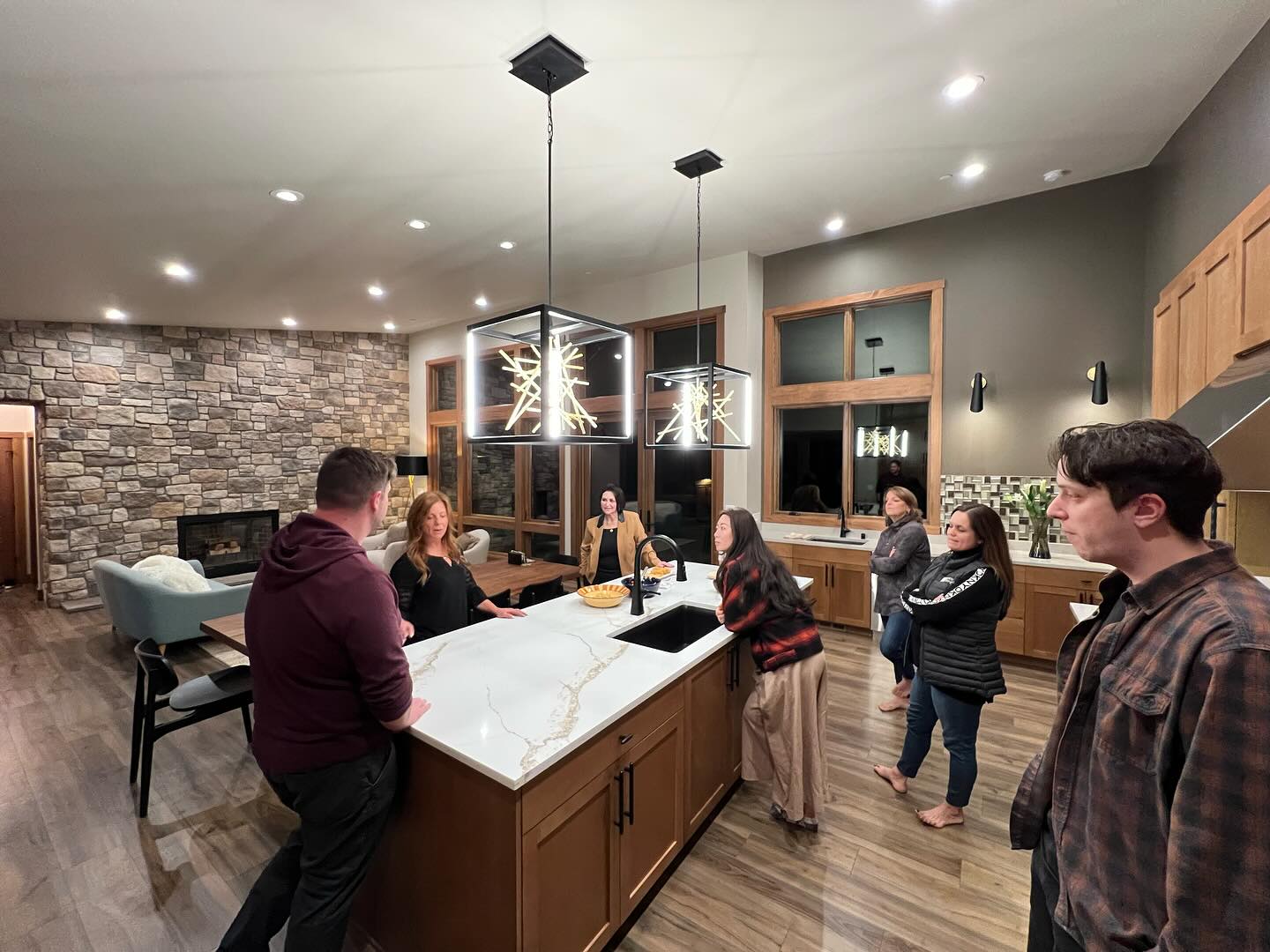 LH Design - Welcome Home! 🏡🧡🥂 It’s always a rewarding...
