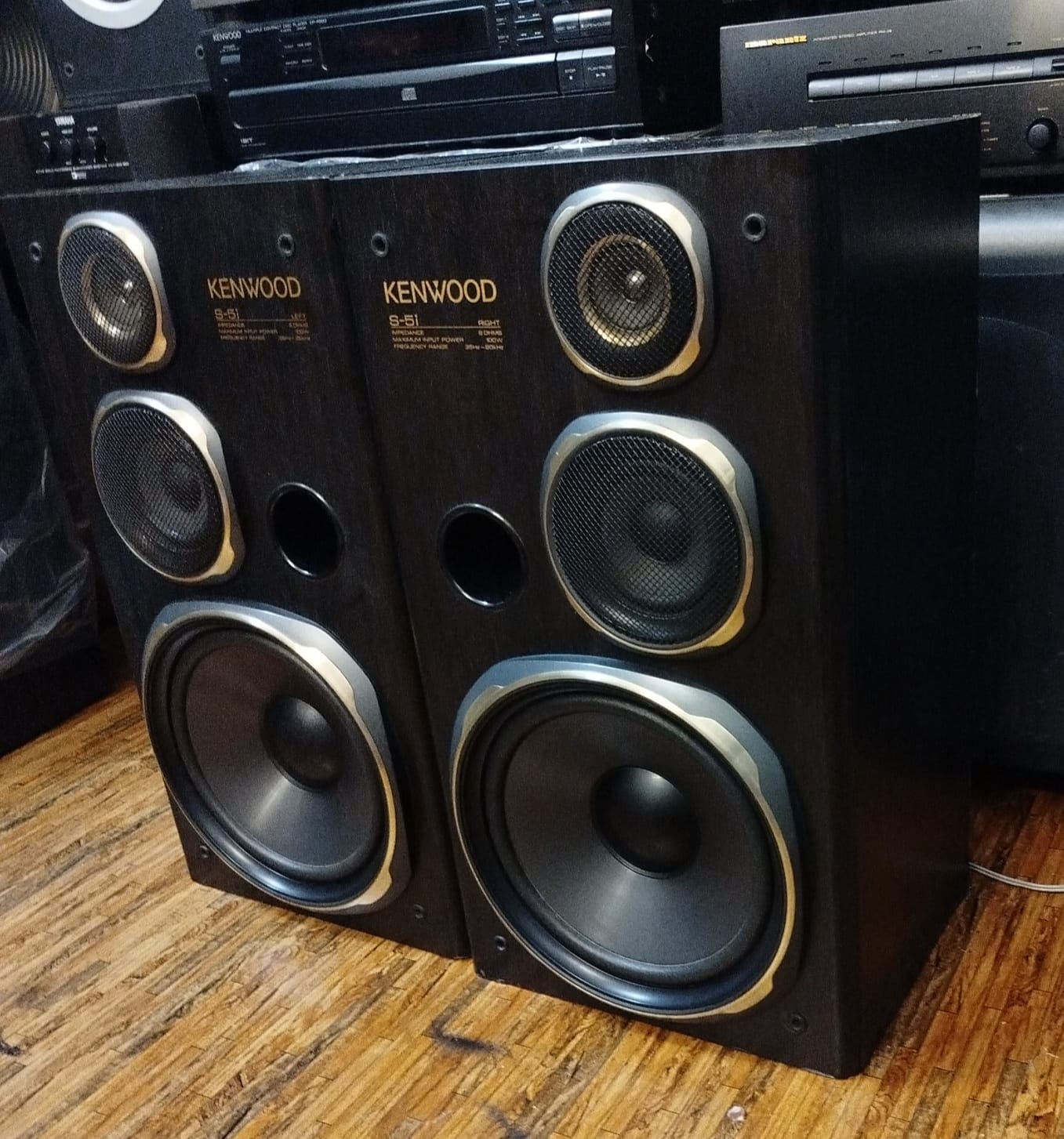 Kenwood S-5i 3 way floor stand digital speakers 10