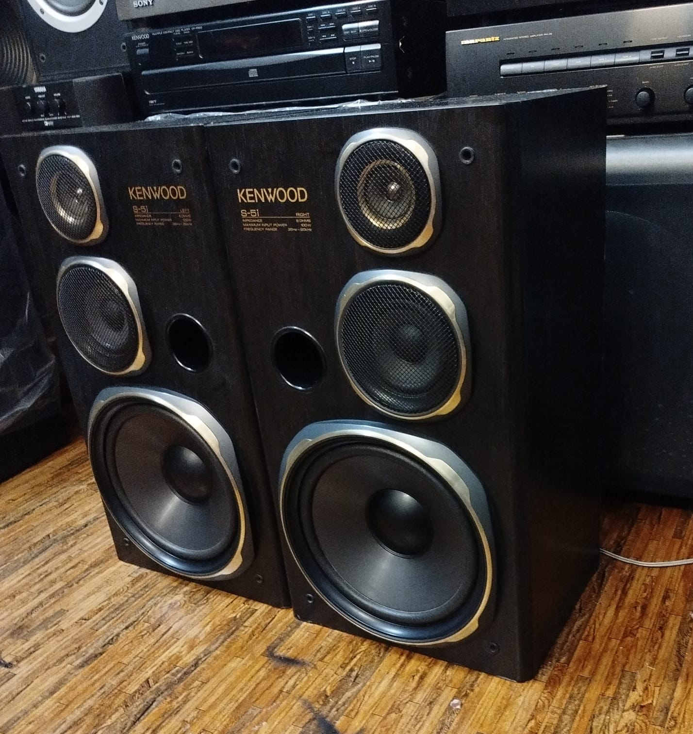Kenwood S-5i 3 way floor stand digital speakers 10