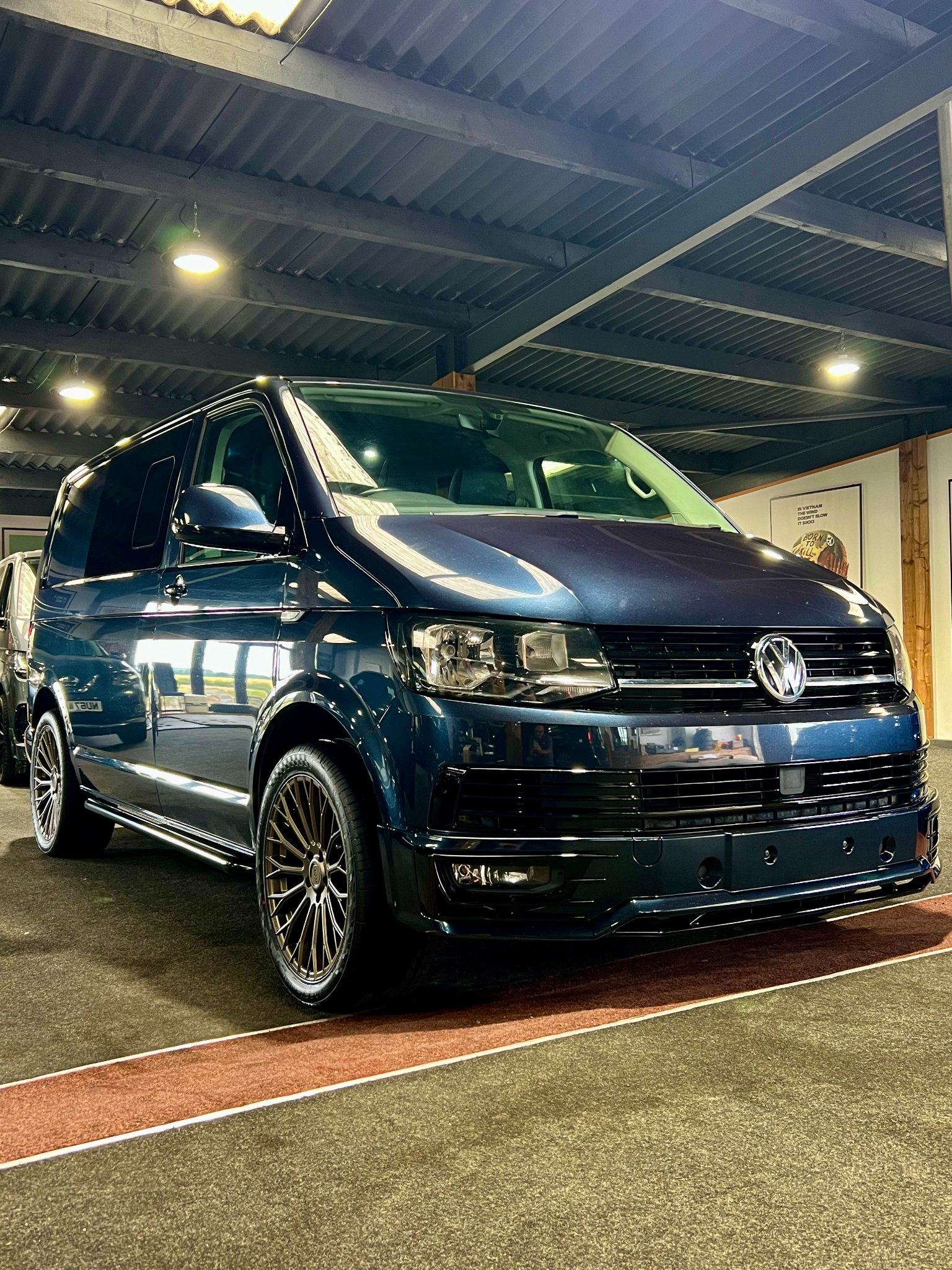 2018 68 VOLKSWAGEN TRANSPORTER T6 2.0 TDI 110 MANUAL KOMBI R-LINE ...