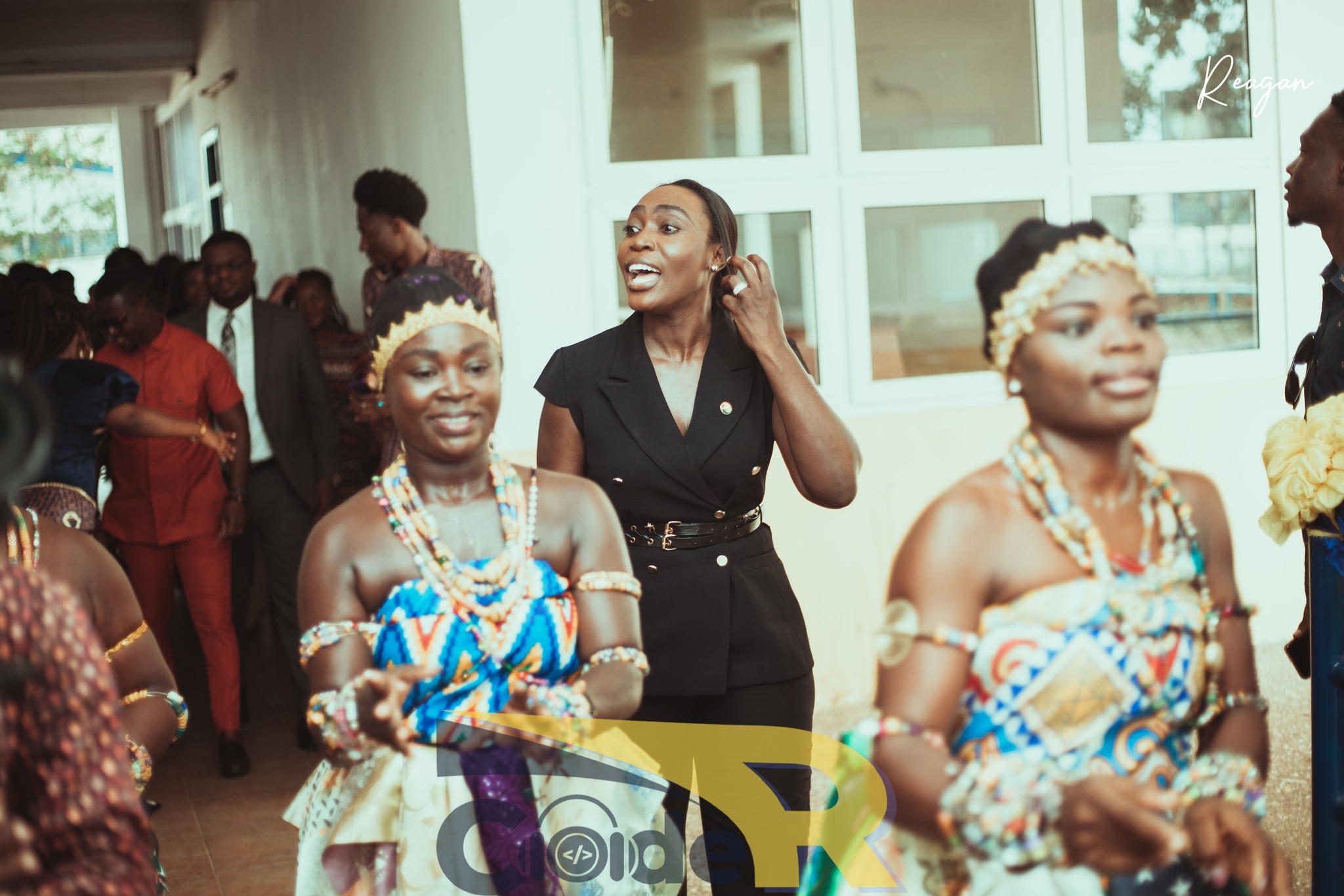 Code R | Accra
