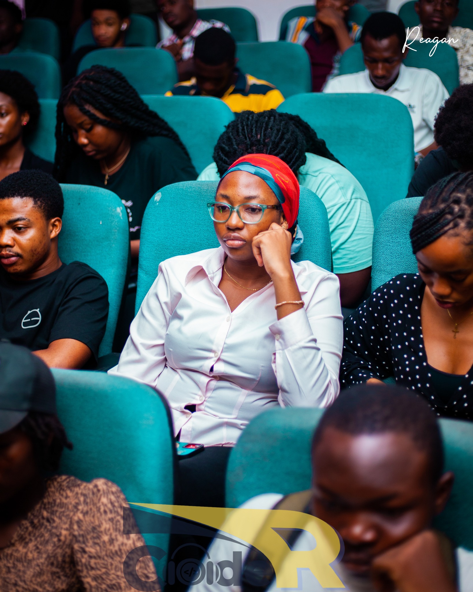 Code R | Accra