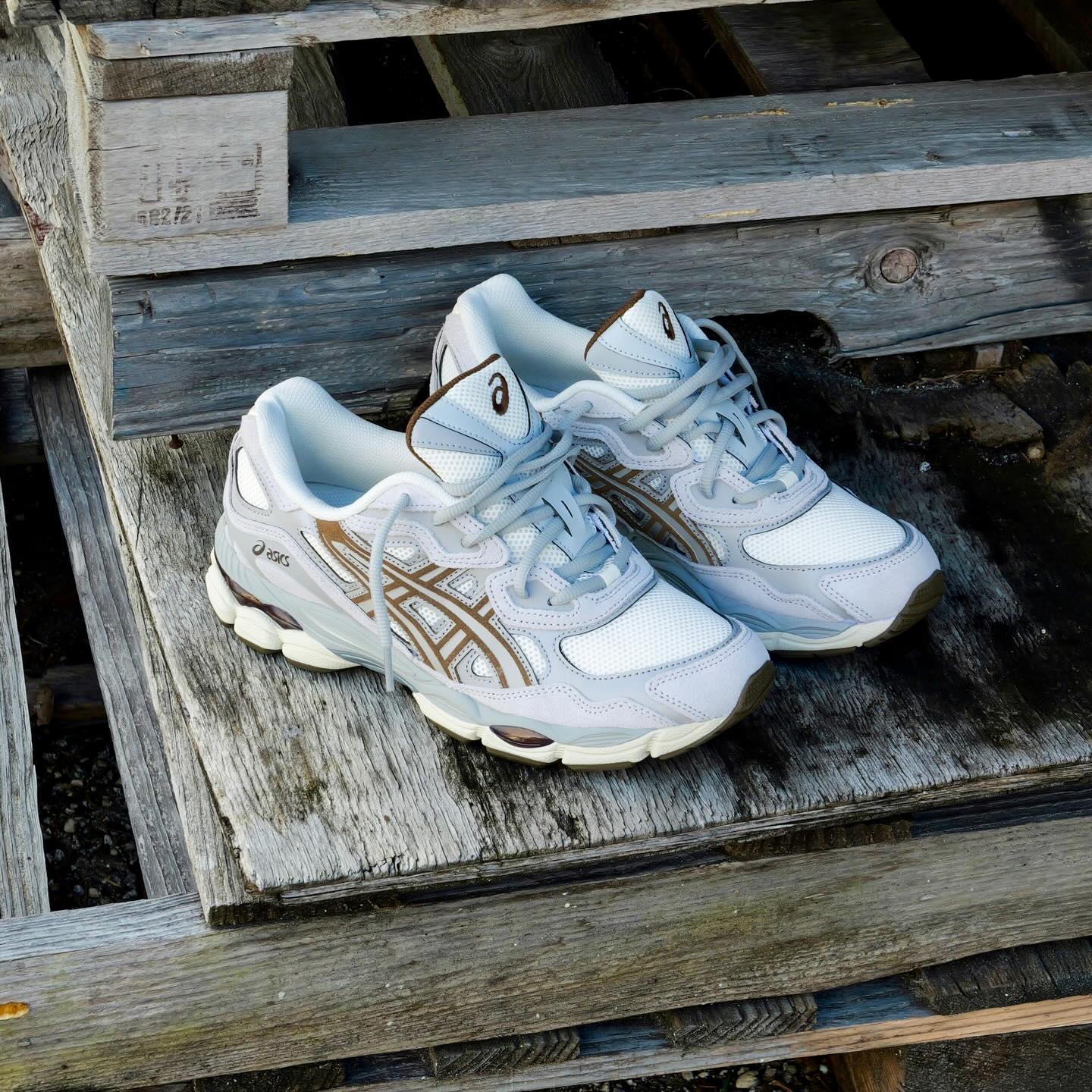 ?? New Arrivals! ASICS Gel-NYC (Cream/Cement Grey) Men SZ 7-14 