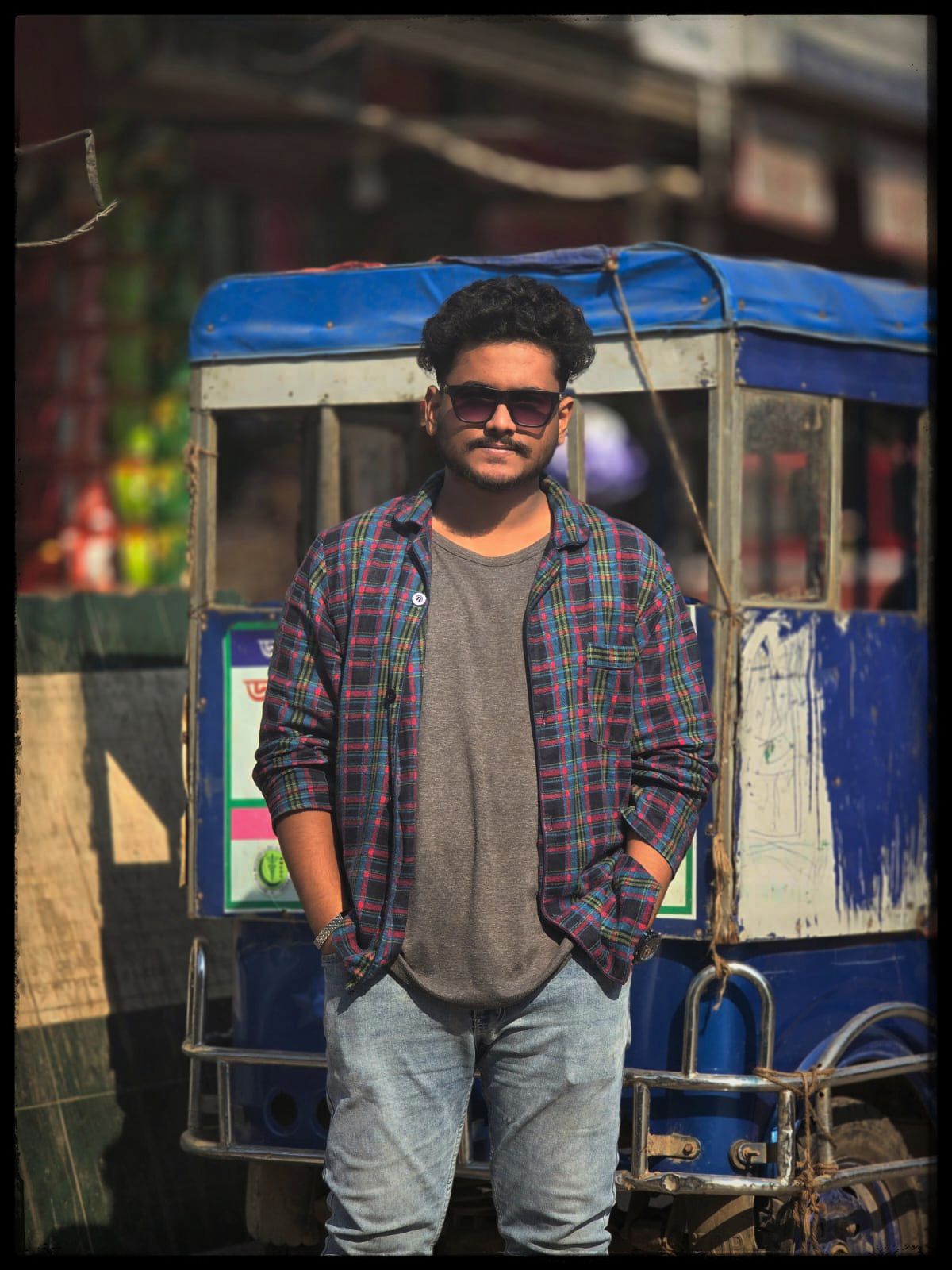 As Shomrat Hossain