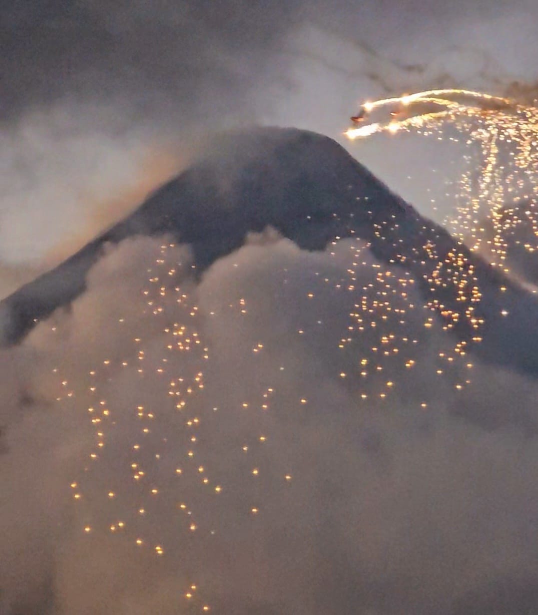 THE AMAZING AEROBATIC PYRO... - Here in Legazpi ALBAY | Facebook