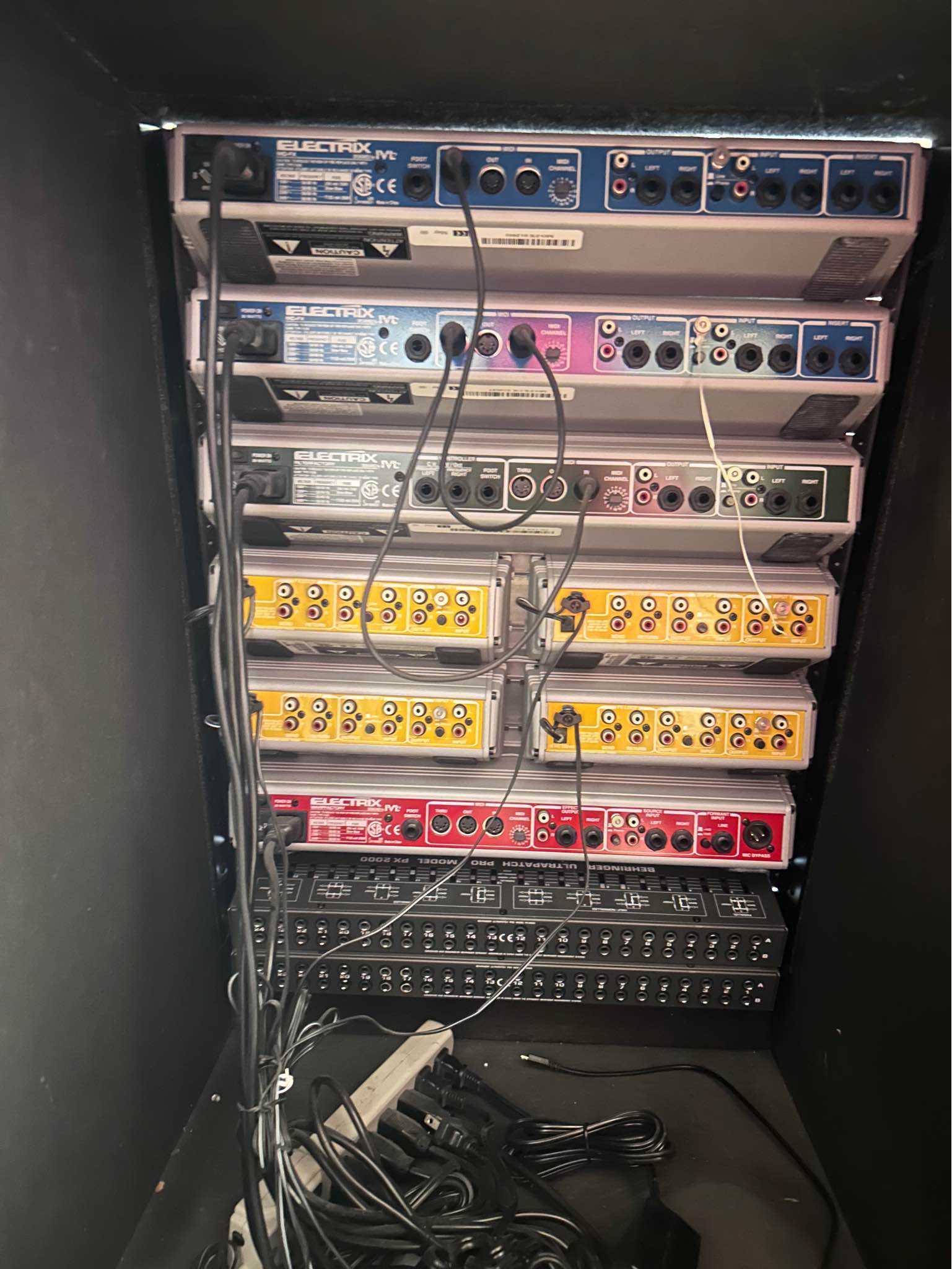 Vintage Electrix Pro Audio Effects Rack – Filter Factory / Warp Factory ...