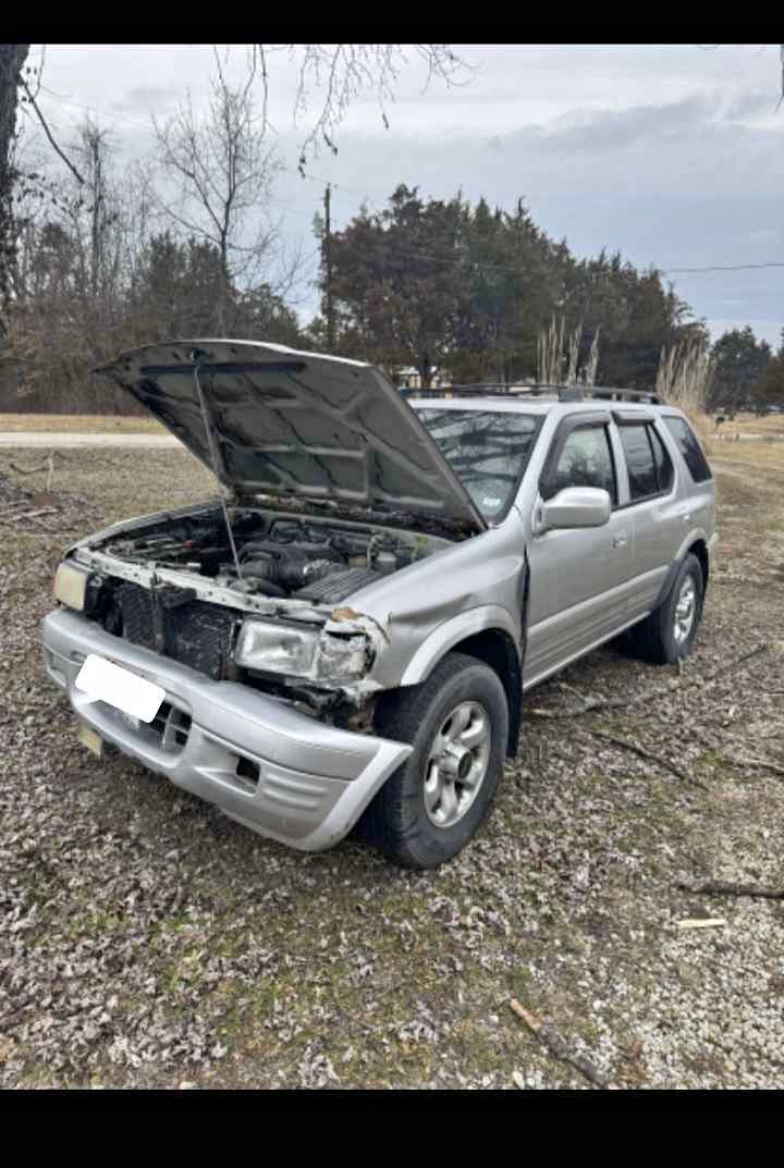 1998 Isuzu Rodeo · LS Sport Utility 4D