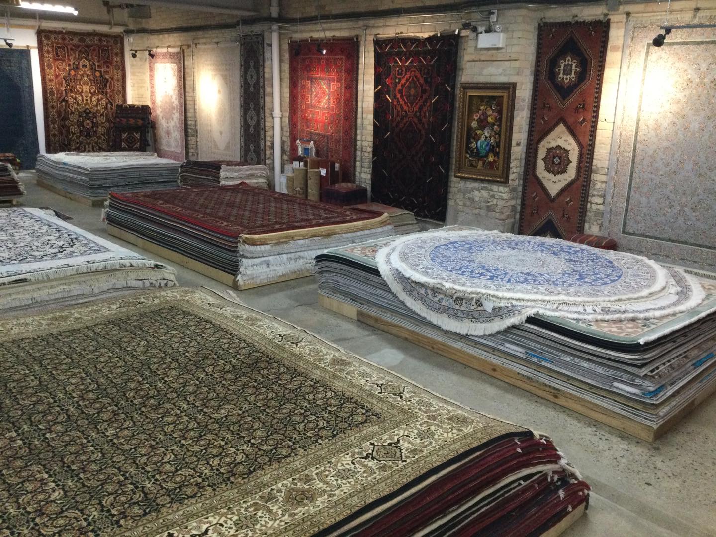 Emperor Rugs Gallery | London ON
