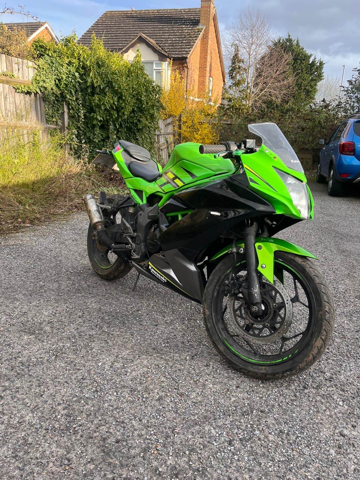 Kawasaki ZXT00G 1043CC black good condition looked after 34700