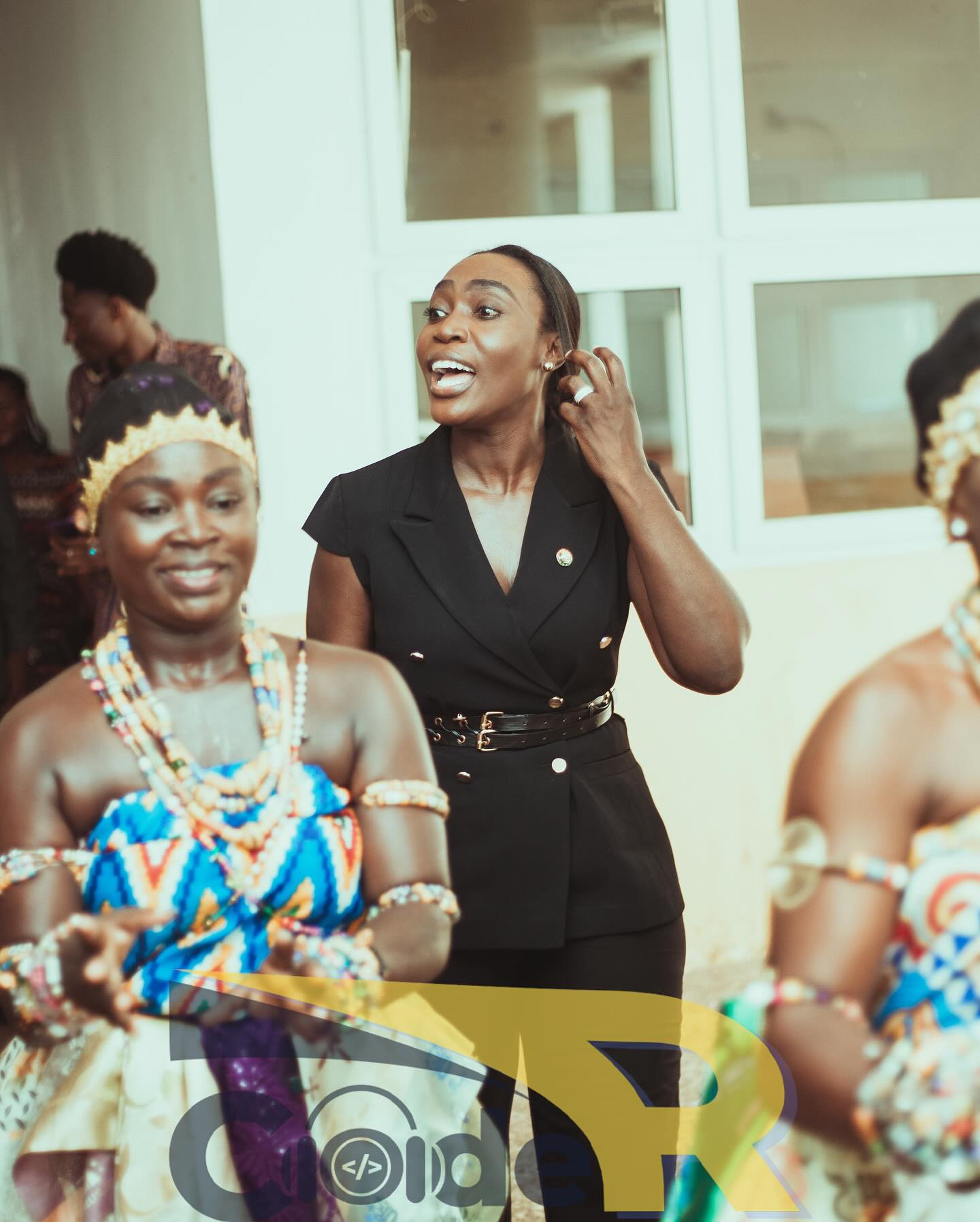 Code R | Accra