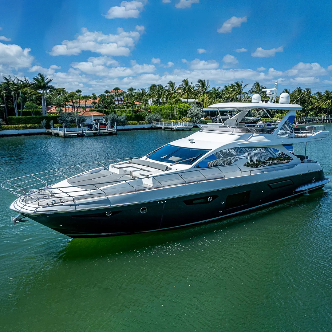 Enjoy your stay aboard STAYSEA. ⚓️ The beautiful 72' Azimut Fly