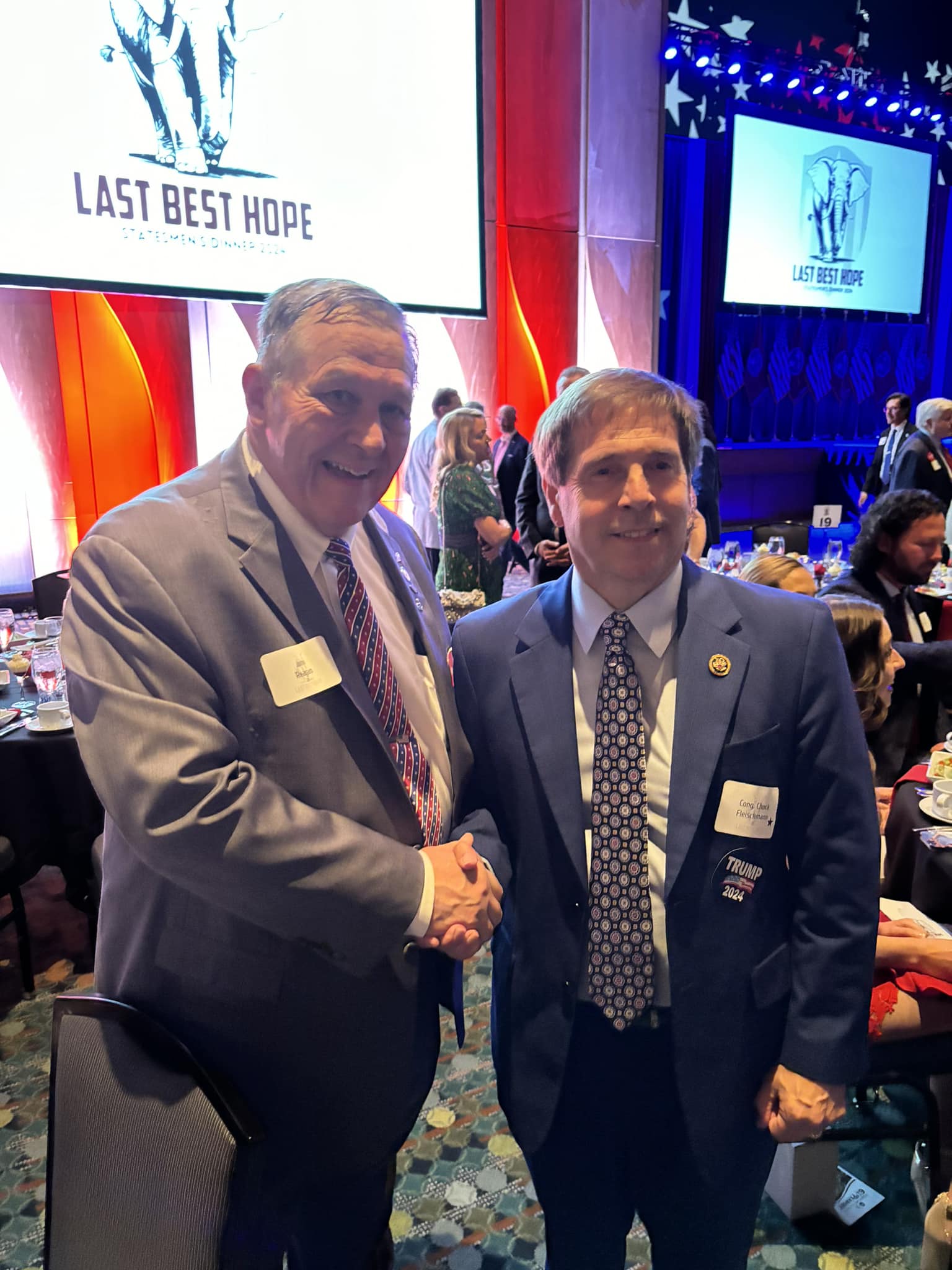 State - Great to attend the Tennessee Statesman Dinner with my good ...