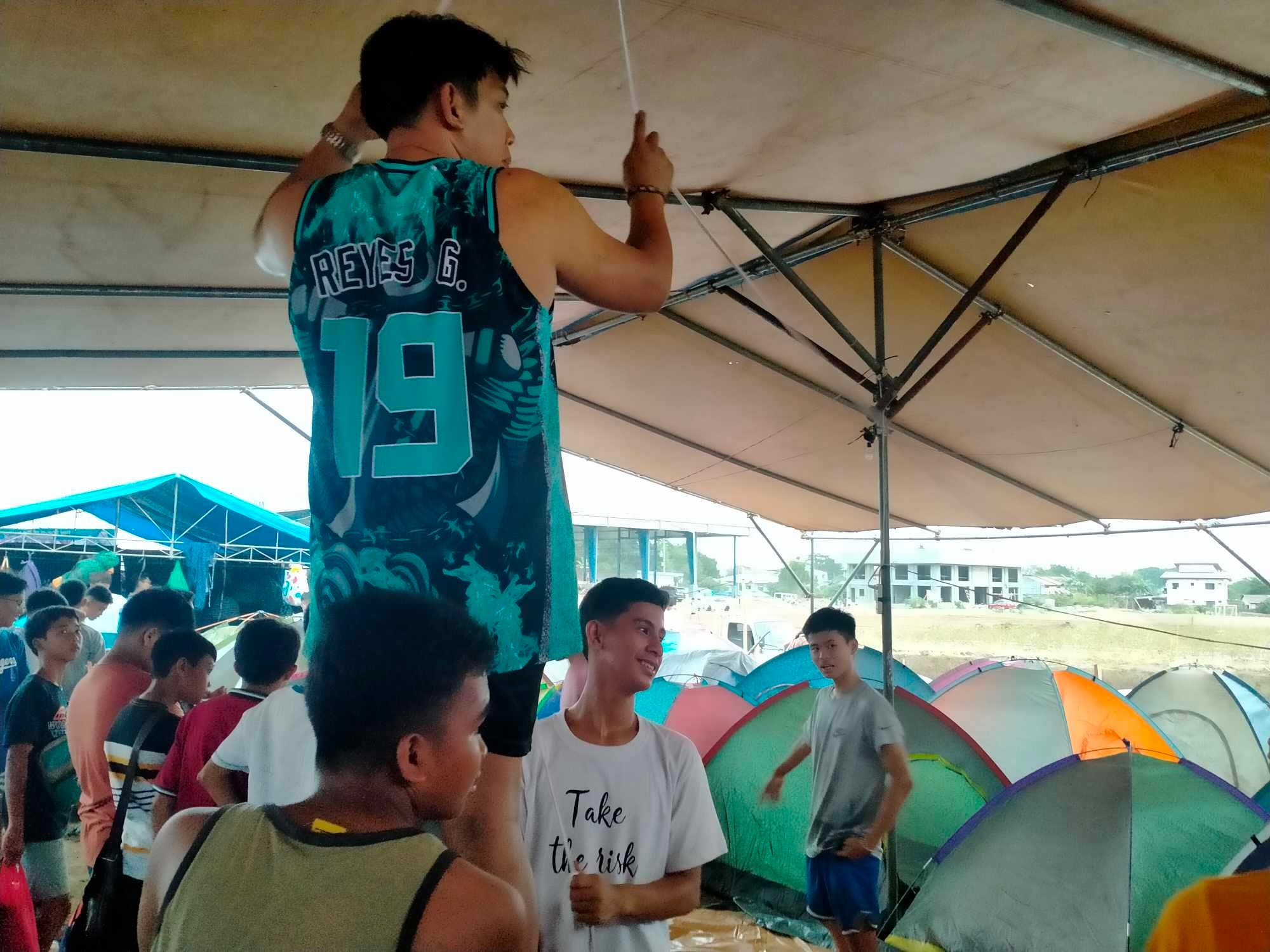 Unleashing the spirit... - DepEd Tayo Bayorbor NHS- Batangas