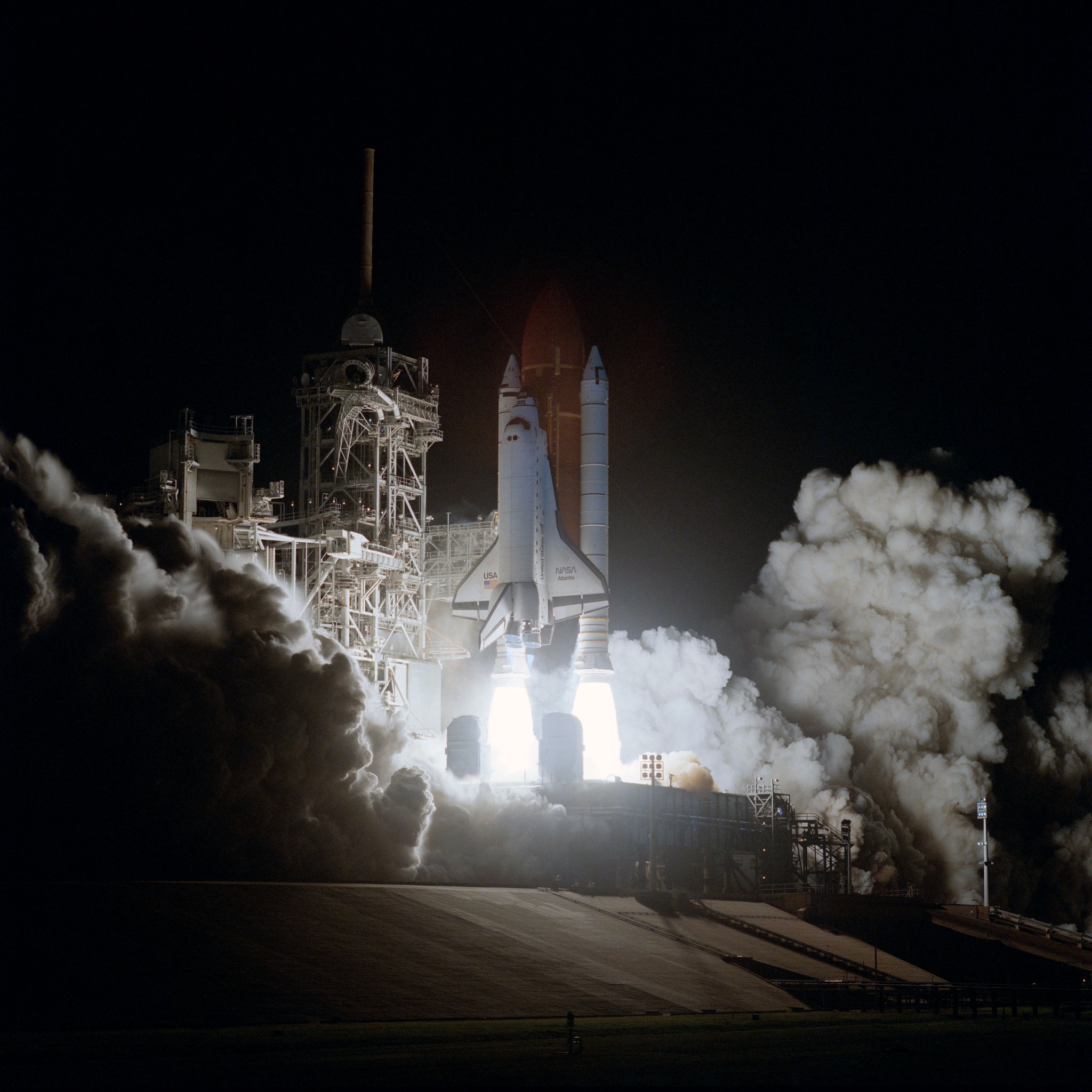 NASASpaceflight.com - November 15th - on this day in 1990, Atlantis ...