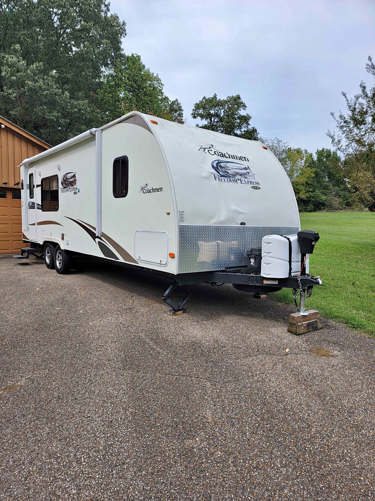 2012 Coachman freedom express
