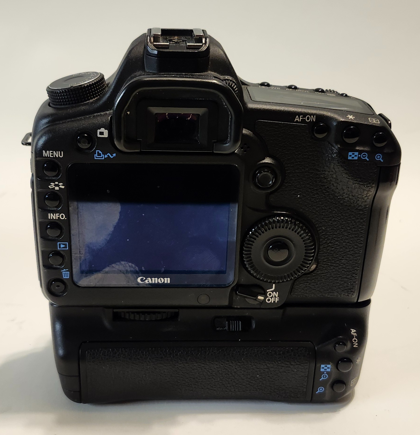 Used EOS 5D Mark II 21.1M Digital SLR Camera Body w/BG-E6 Battery Grip ...