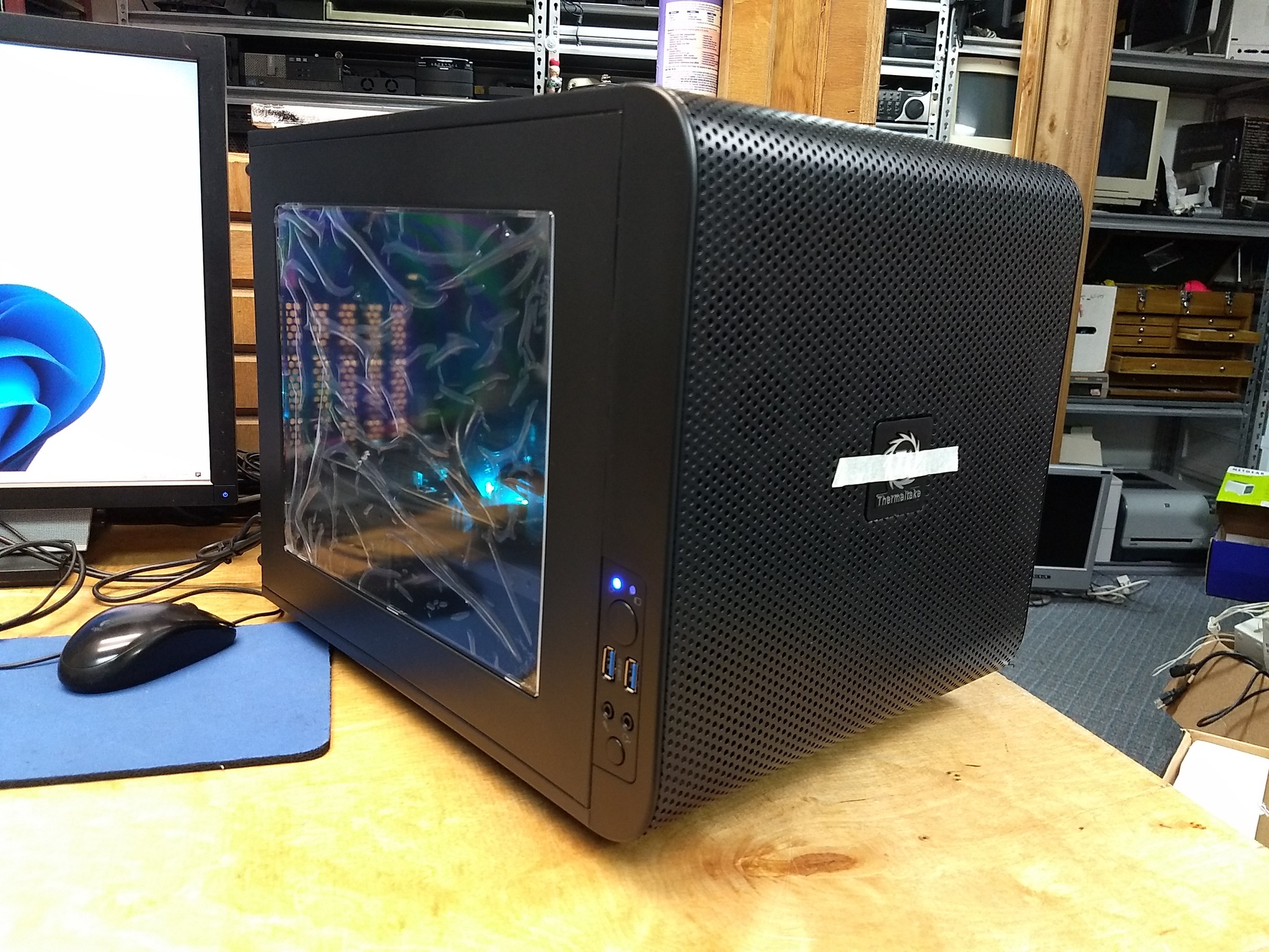 Computer - Thermal Core V21 Black Extreme Cube AsRock B650M Riptide ...