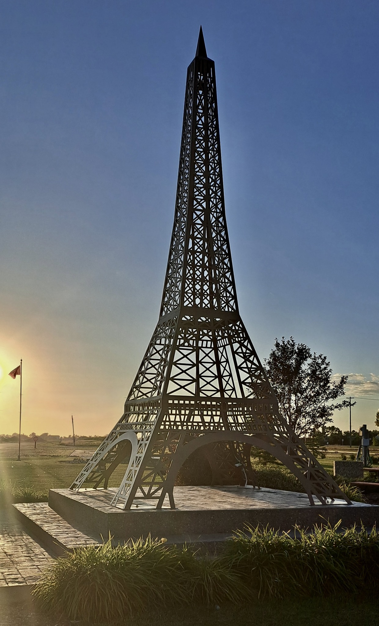 Photo Vintage De La Construction De La Tour Eiffel Par Albert Gilles - Circa 1885, Tirage Original