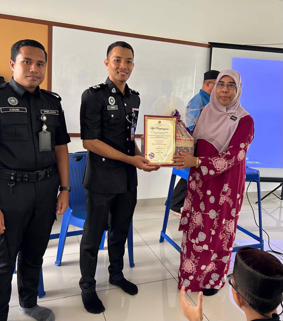 Program Outreach Sekolah... - Sekolah Henry Gurney Melaka | Facebook