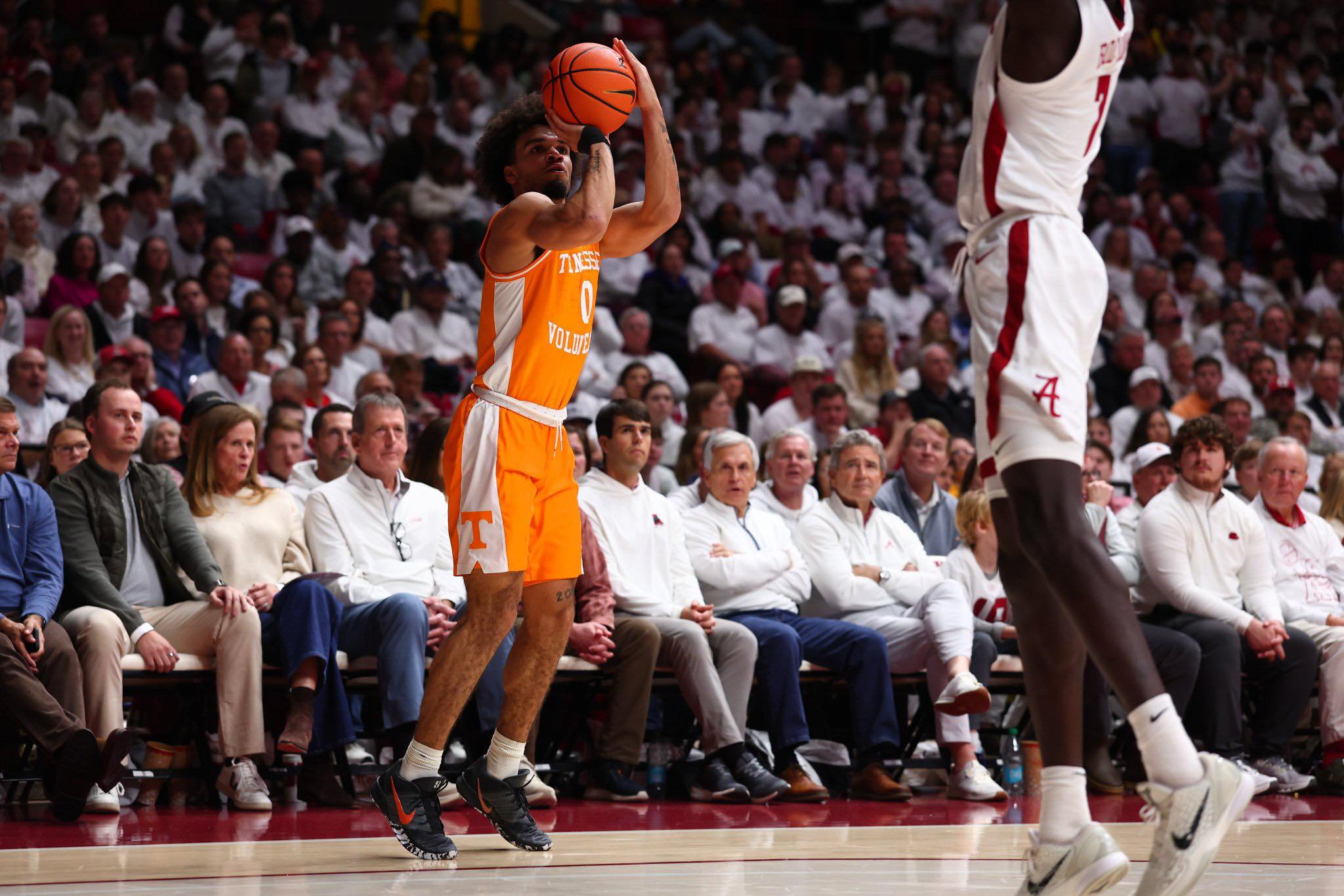 BREAKING: Tennessee linebacker... - Rylee Robinson Sports | Facebook