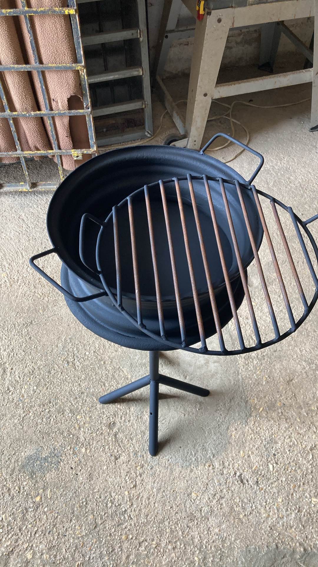 Asador de rin de auto ,practico a 2 piezas - Barbecues, Grills ...