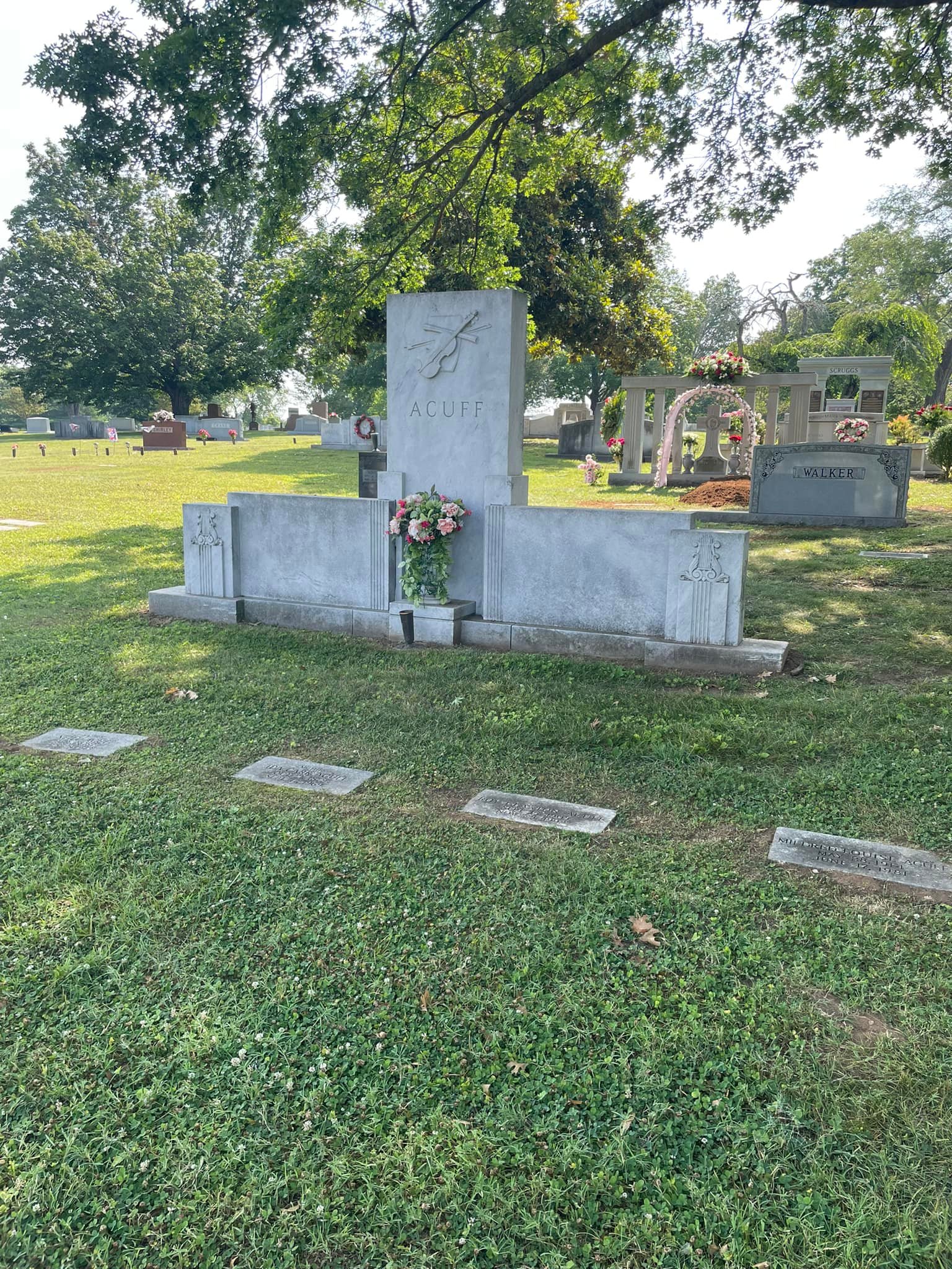 Famous Graves | Roy Acuff 1903 - 1992 Springhill cemetery, Nashville ...