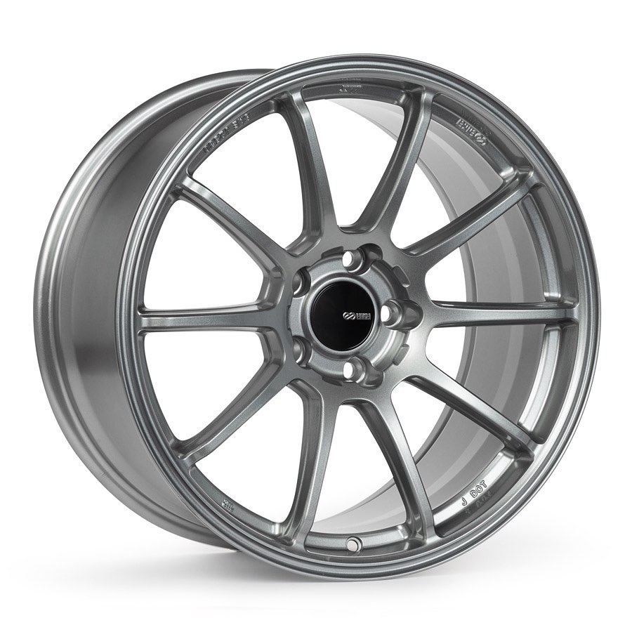 Alex gives us a closer look at the very popular Enkei TSV Tuning