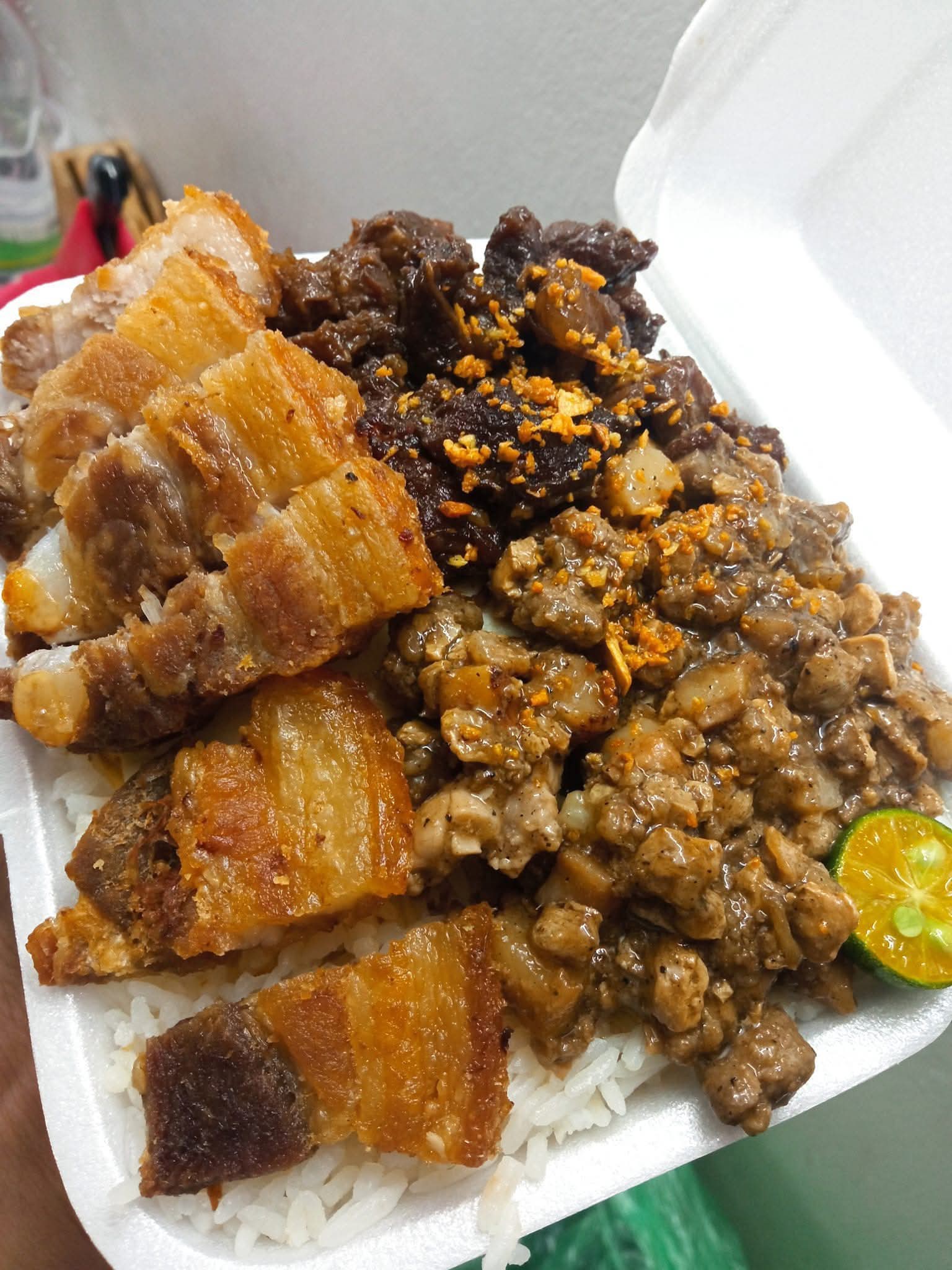 Tak'silog - Tapa,Liempo,Sisig 180php only . May ksma na yan Rice & Egg ...