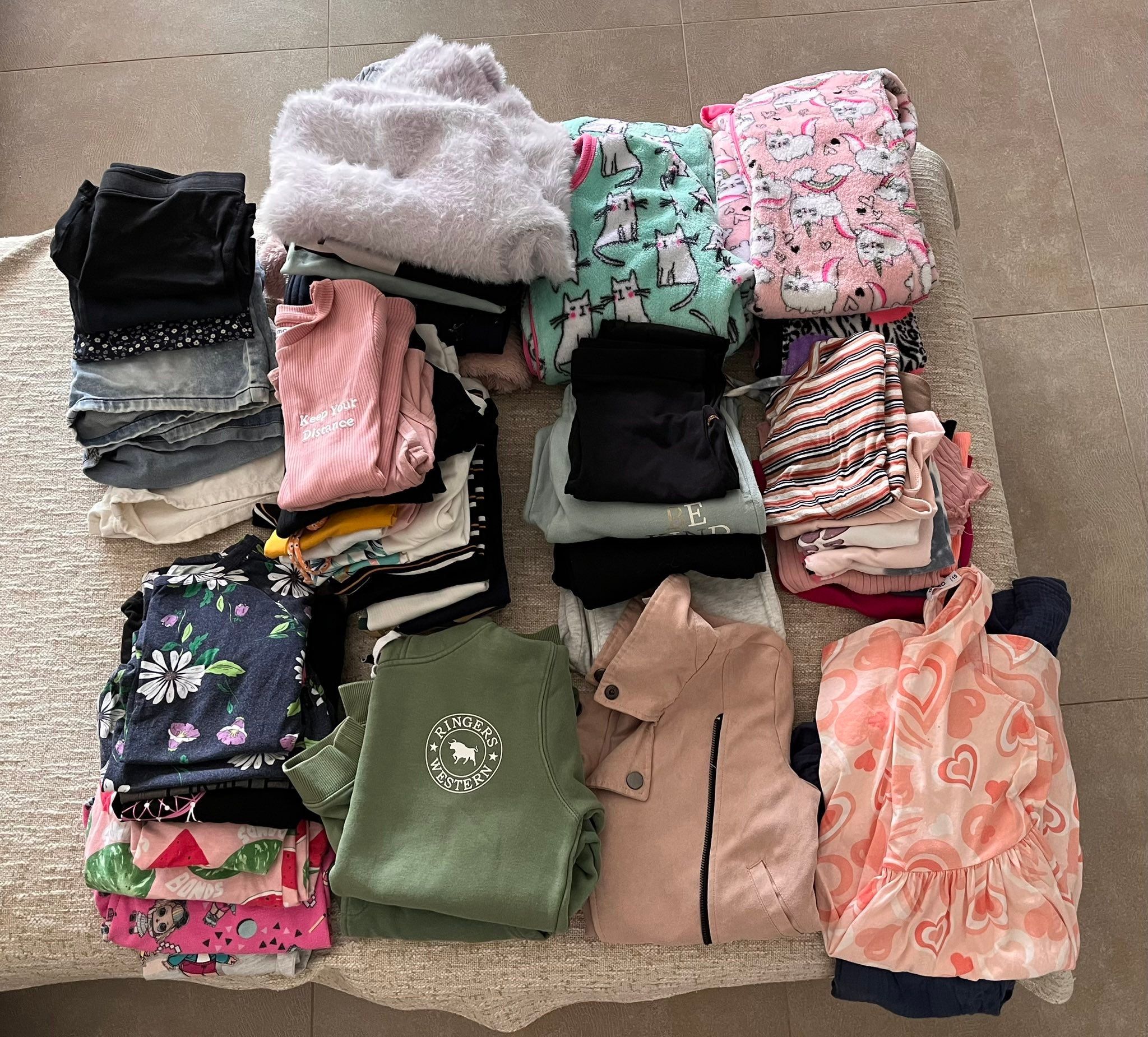 Lot De Vêtements Pour Fille 12-13 Ans - Pantalons Skinny Multicouleurs, Occasion En Très Bon état