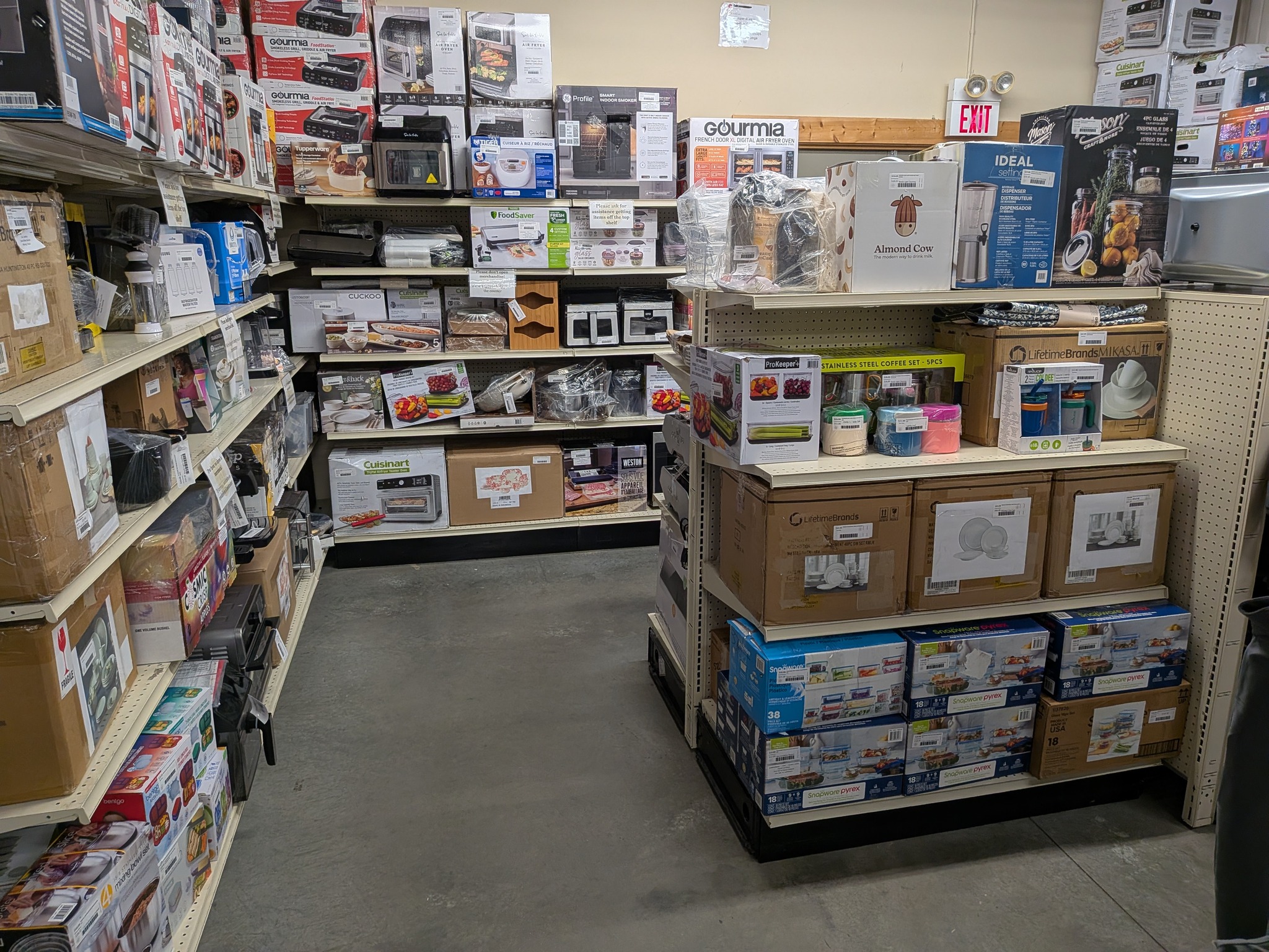 The CRAP Store - The CRAP Store added a new photo.
