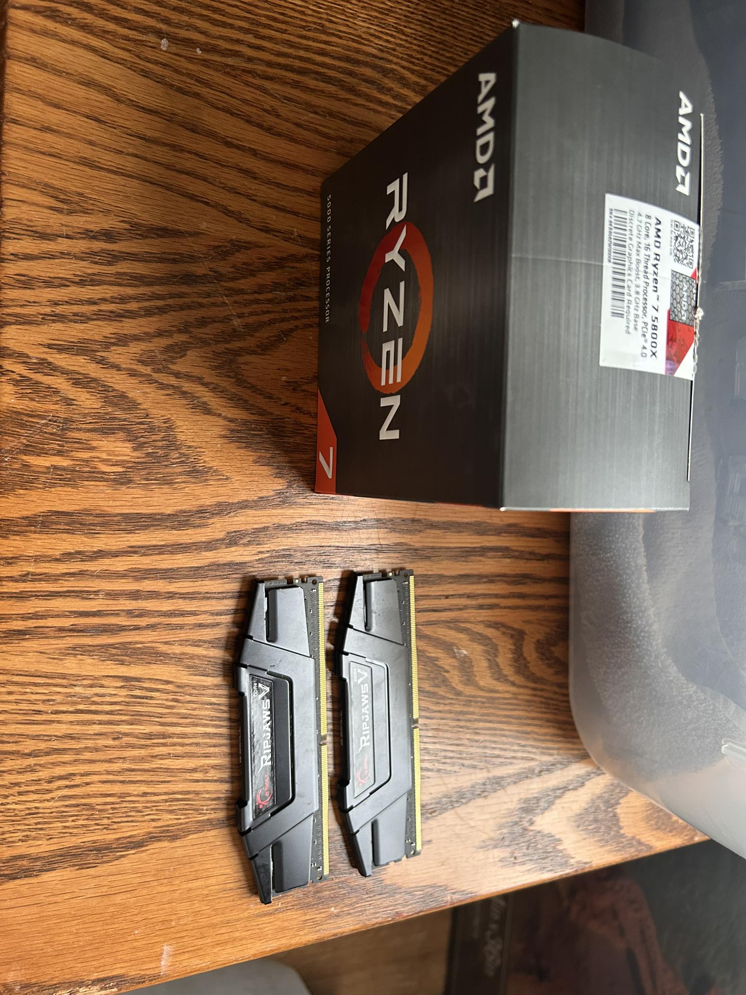 Ryzen7 5800X DDR4-3200 16GB x 2 セット Ryzen7 5800X DDR4-3200 16GB x 2 セット AMD Ryzen 7 5800X BOX AMD