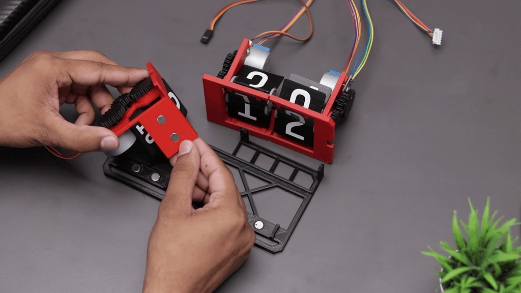 DFRobot - 🛠️🕒 Inspired by airport displays, The Wrench...