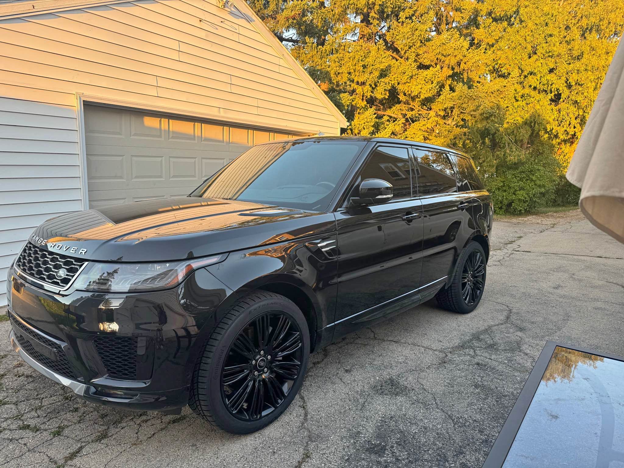 2020 Land Rover Range Rover Sport · HSE Sport Utility 4D - Cars ...
