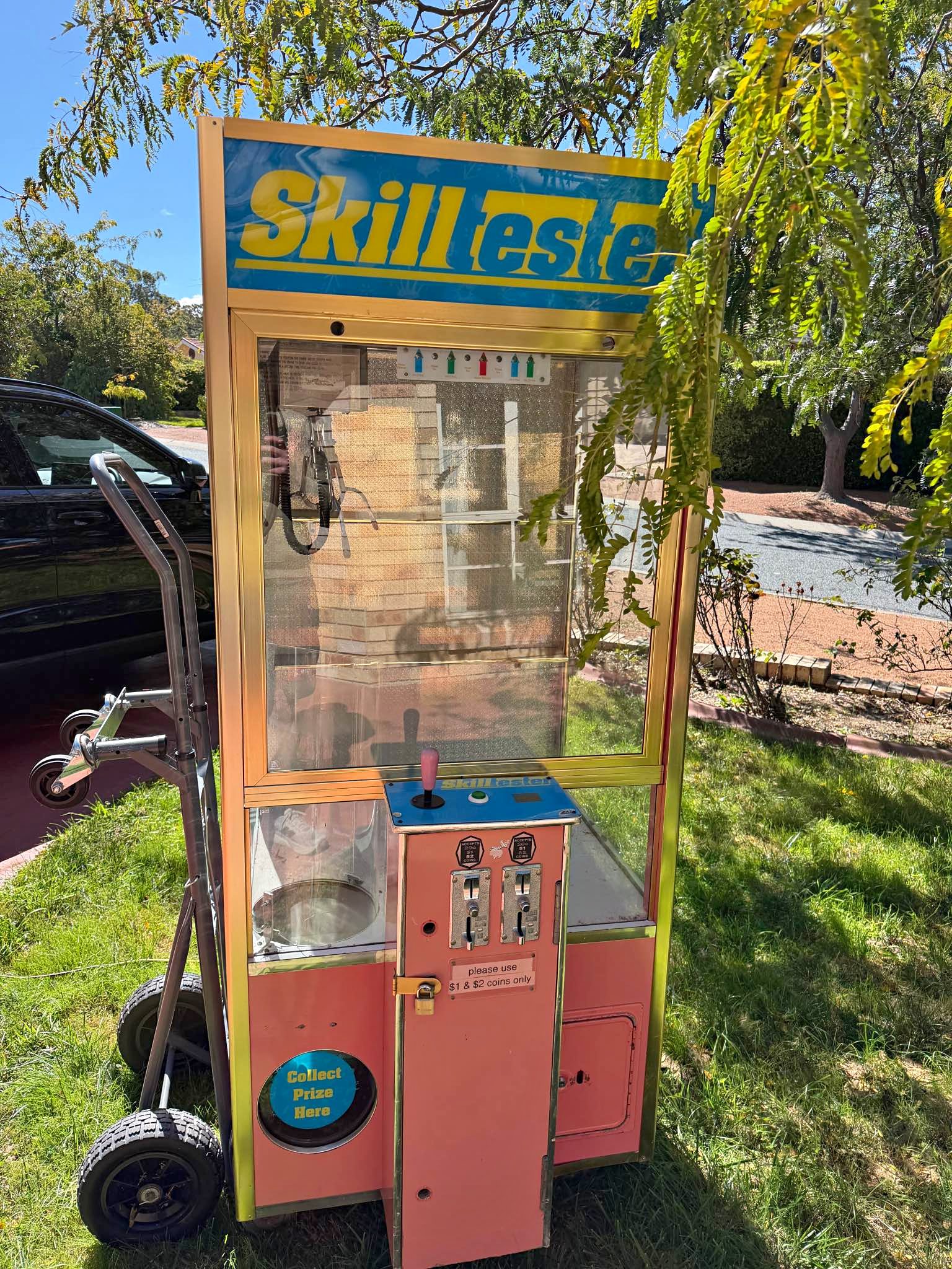 Skill Claw Machine Genuine Aracade Quality 90s era - Slot Machines ...