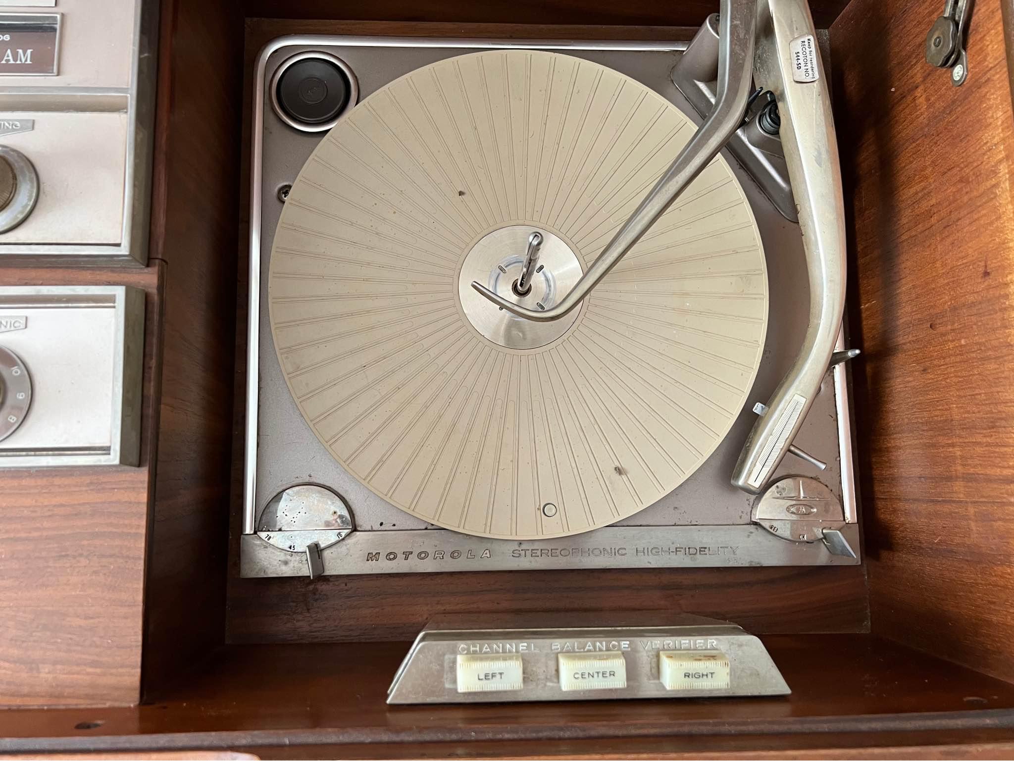 1964 Motorola cabinet style sterio radio record player - Radios ...