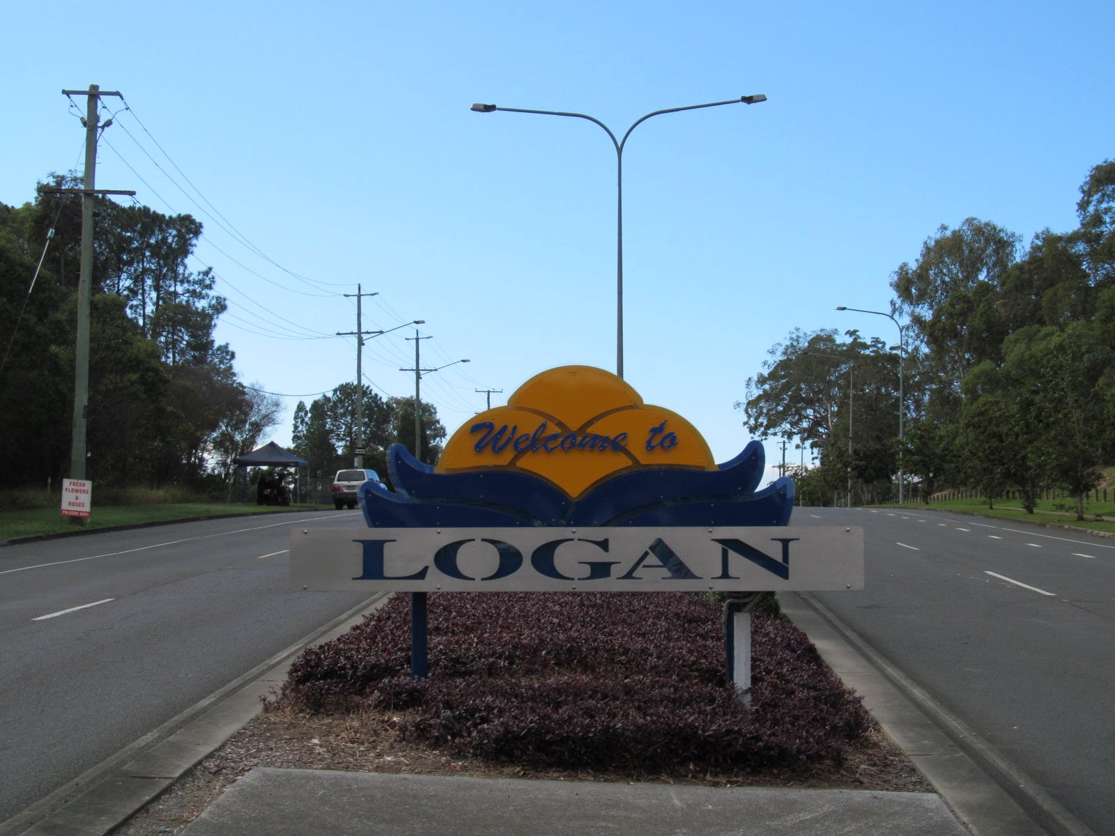 There’s a reason Logan rhymes... - Sht Towns of Australia | Facebook