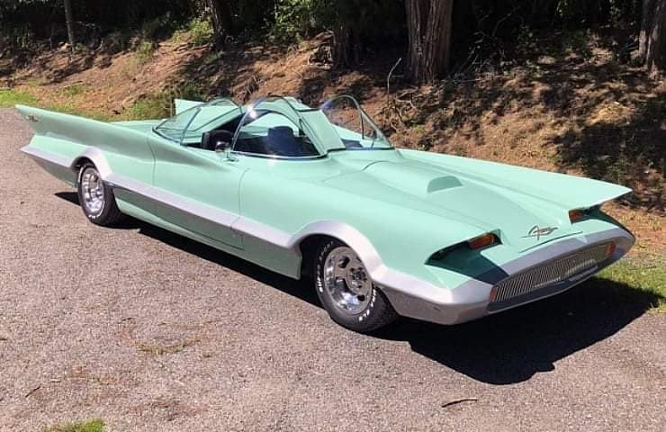 1955 Lincoln Futura's futuristic design