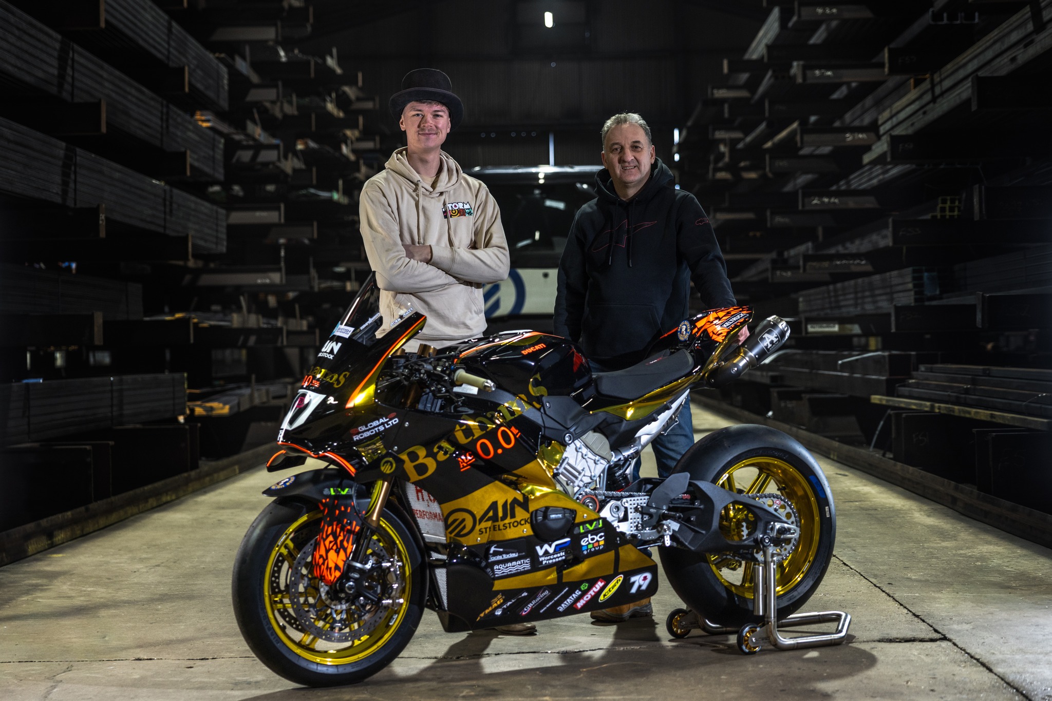 Oulton - Storm Stacey is back... and he's on a Ducati 🤩🌩️ Bathams AJN ...