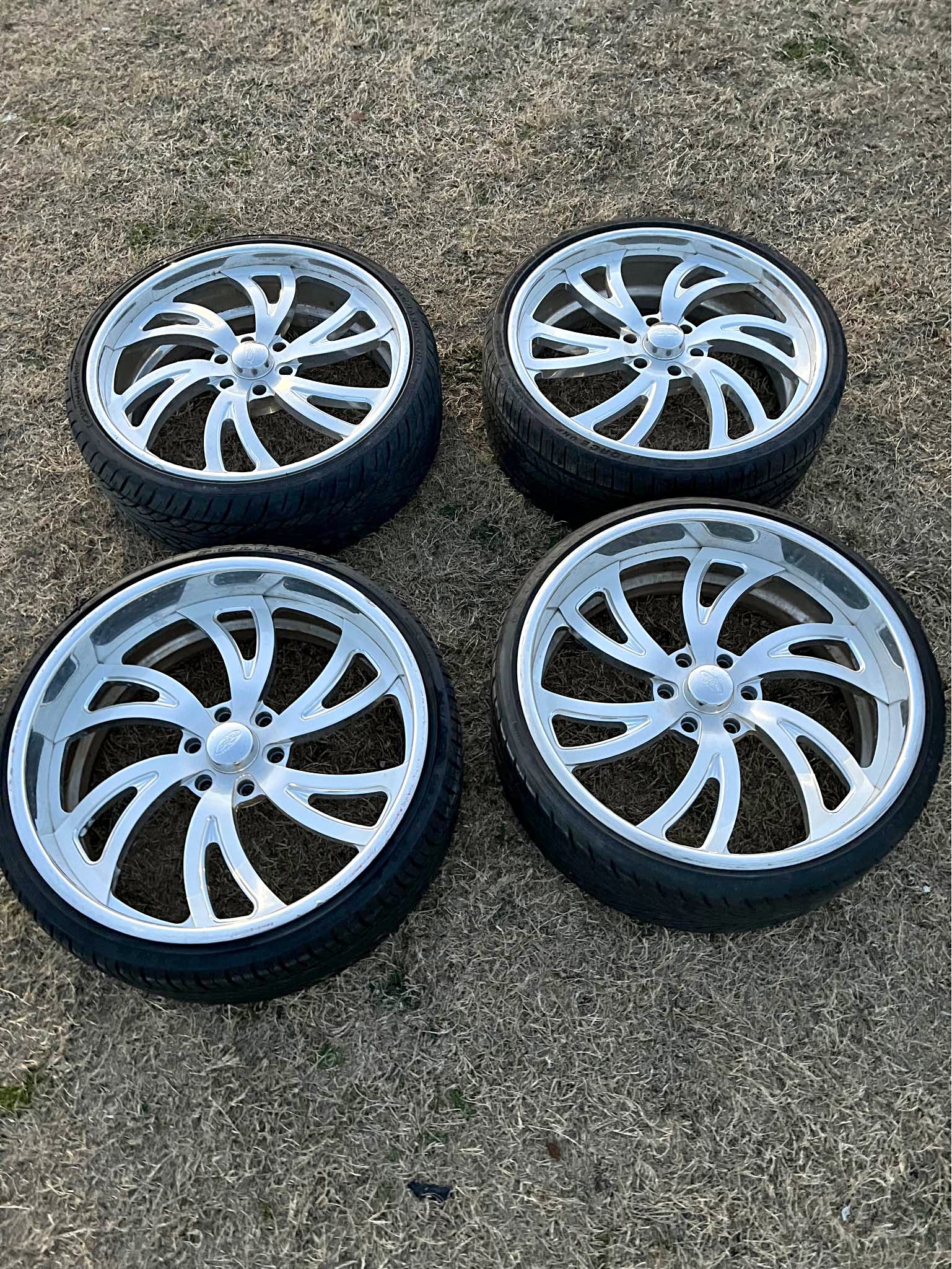 24” Intros Houston (No Cut) - Car Wheels, Tires & Parts - Everman ...